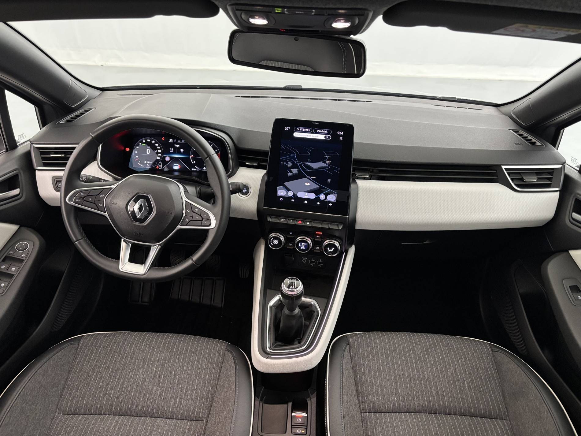 Vente en ligne Renault Clio 5 Clio TCe 90 au prix de 14 780 €