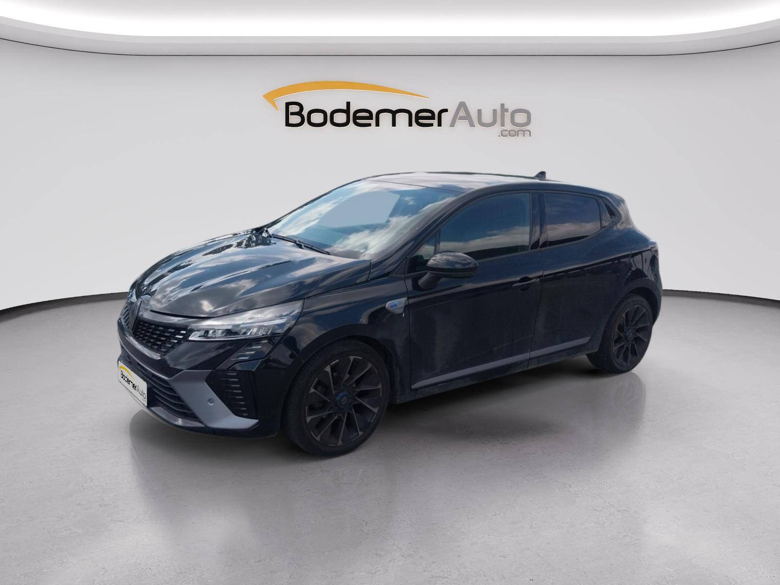Renault Clio 5 Clio TCe 90 occasion de 2023 en vente à Châteaulin