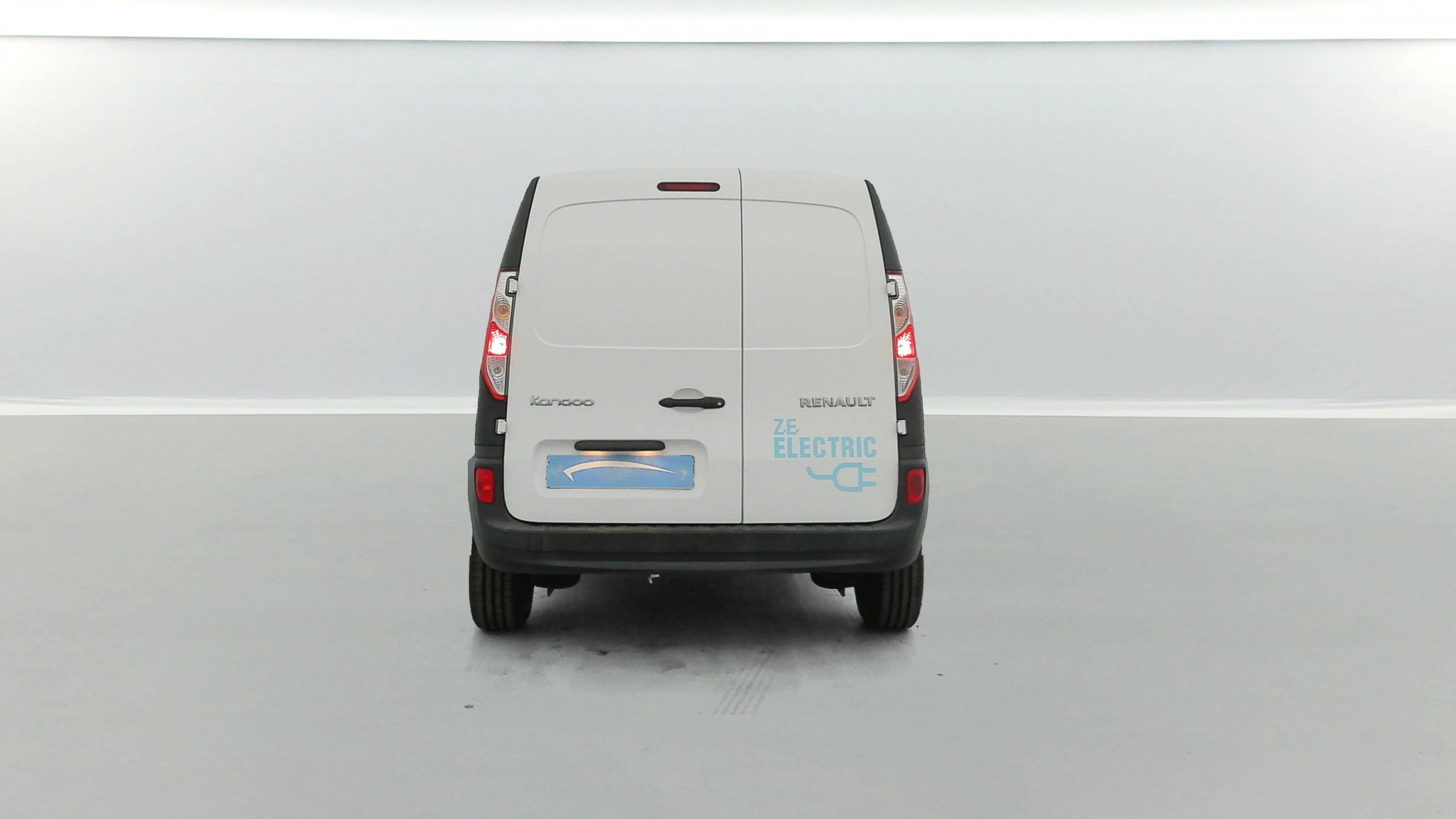 Vente en ligne Renault Kangoo Electrique KANGOO Z.E. 33 au prix de 11 990 €