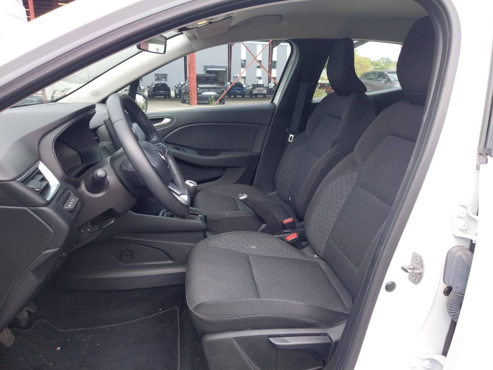 Vente en ligne Renault Clio 5 Clio TCe 90 au prix de 13 490 €