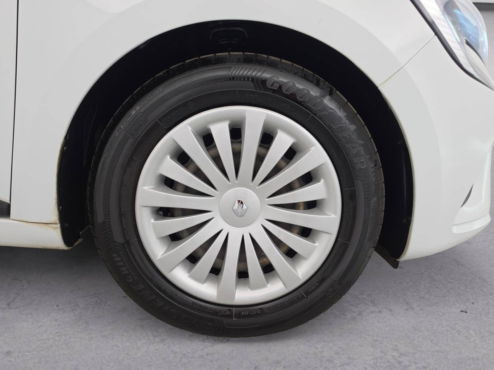 Vente en ligne Renault Clio 5 Clio TCe 90 au prix de 12 990 €