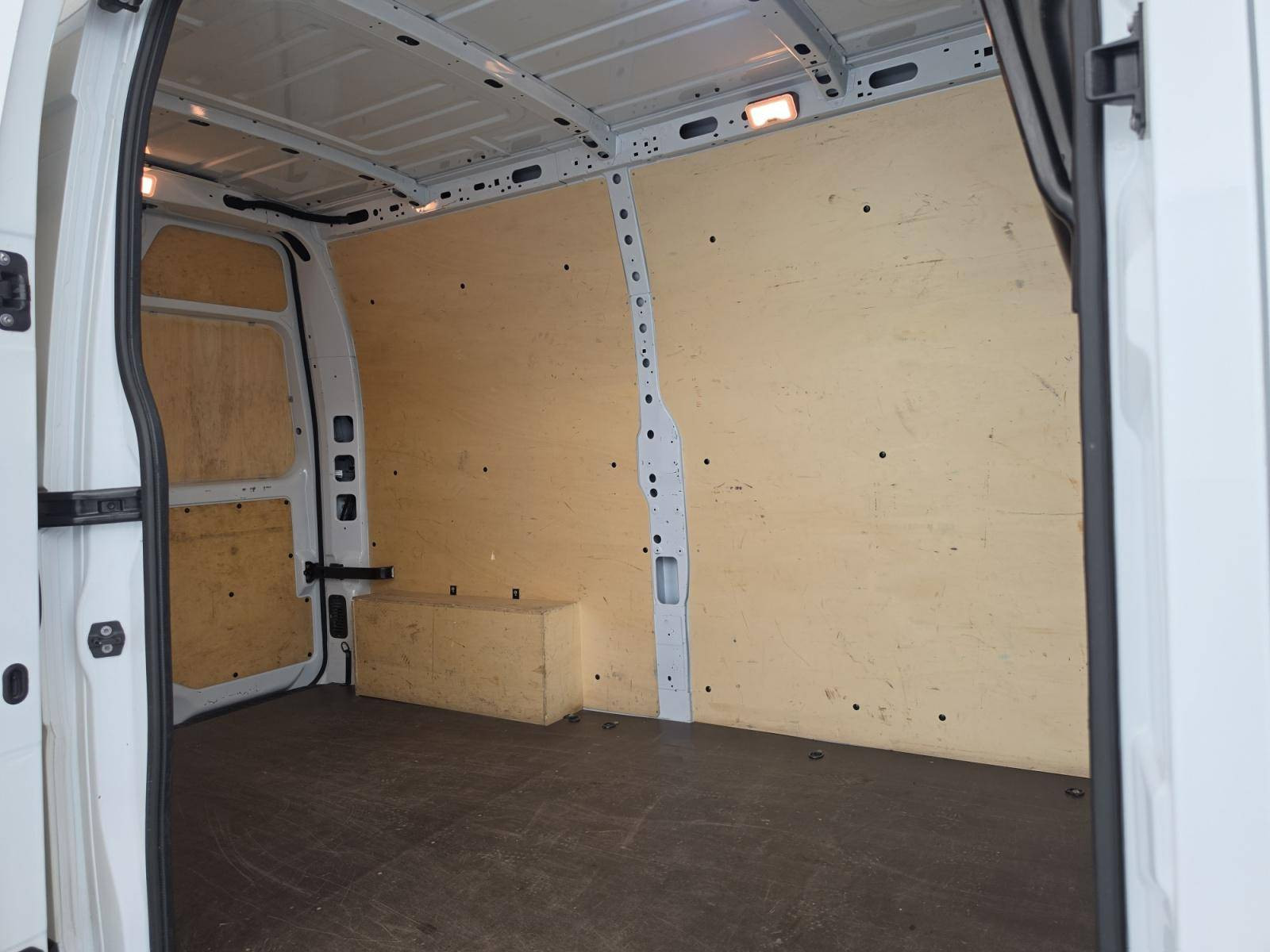 Vente en ligne Renault Master Fourgon MASTER FGN TRAC F3500 L2H2 BLUE DCI 135 au prix de 22 990 €