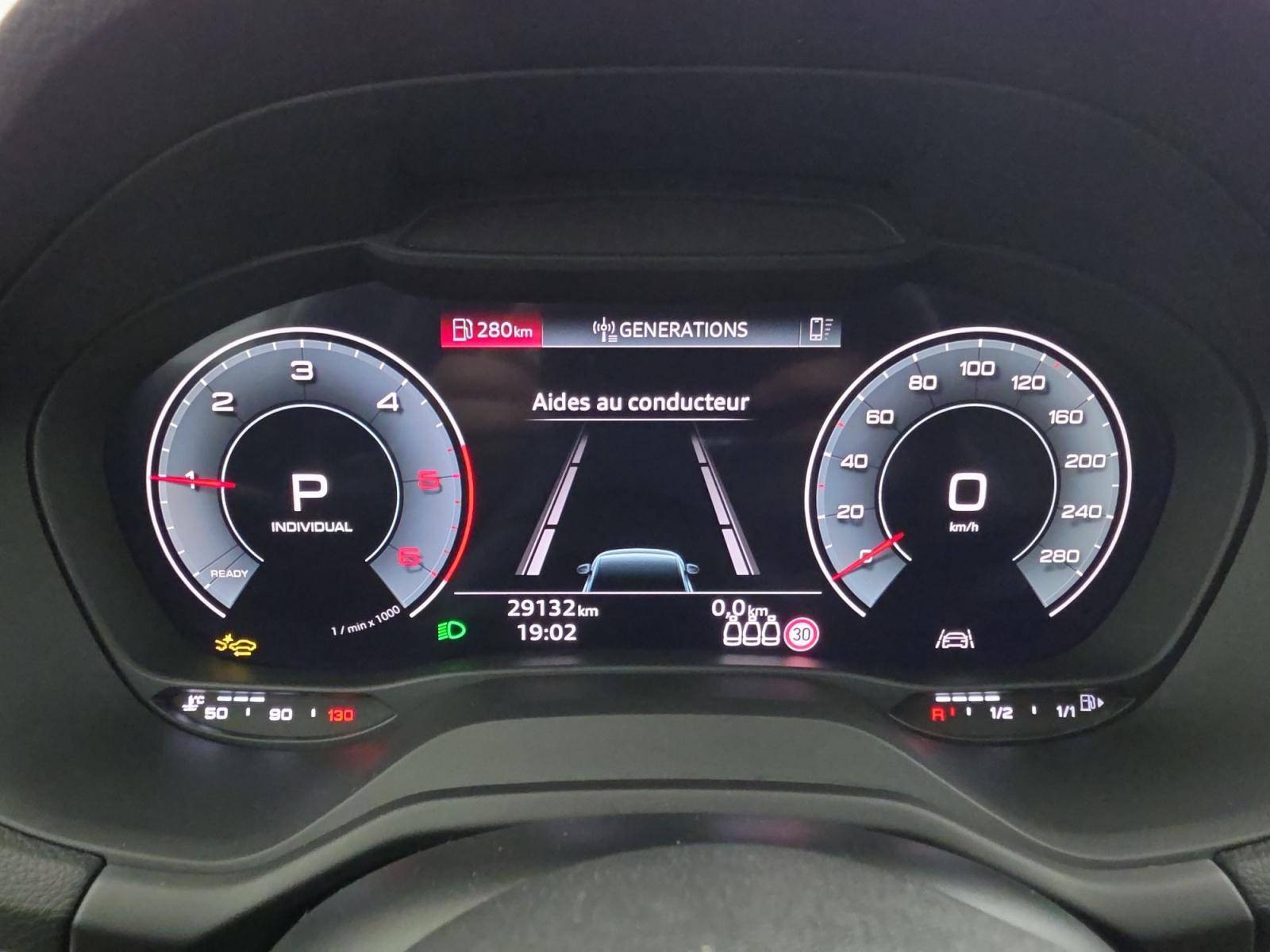 Vente en ligne Audi Q2  35 TDI 150 S tronic 7 au prix de 32 990 €