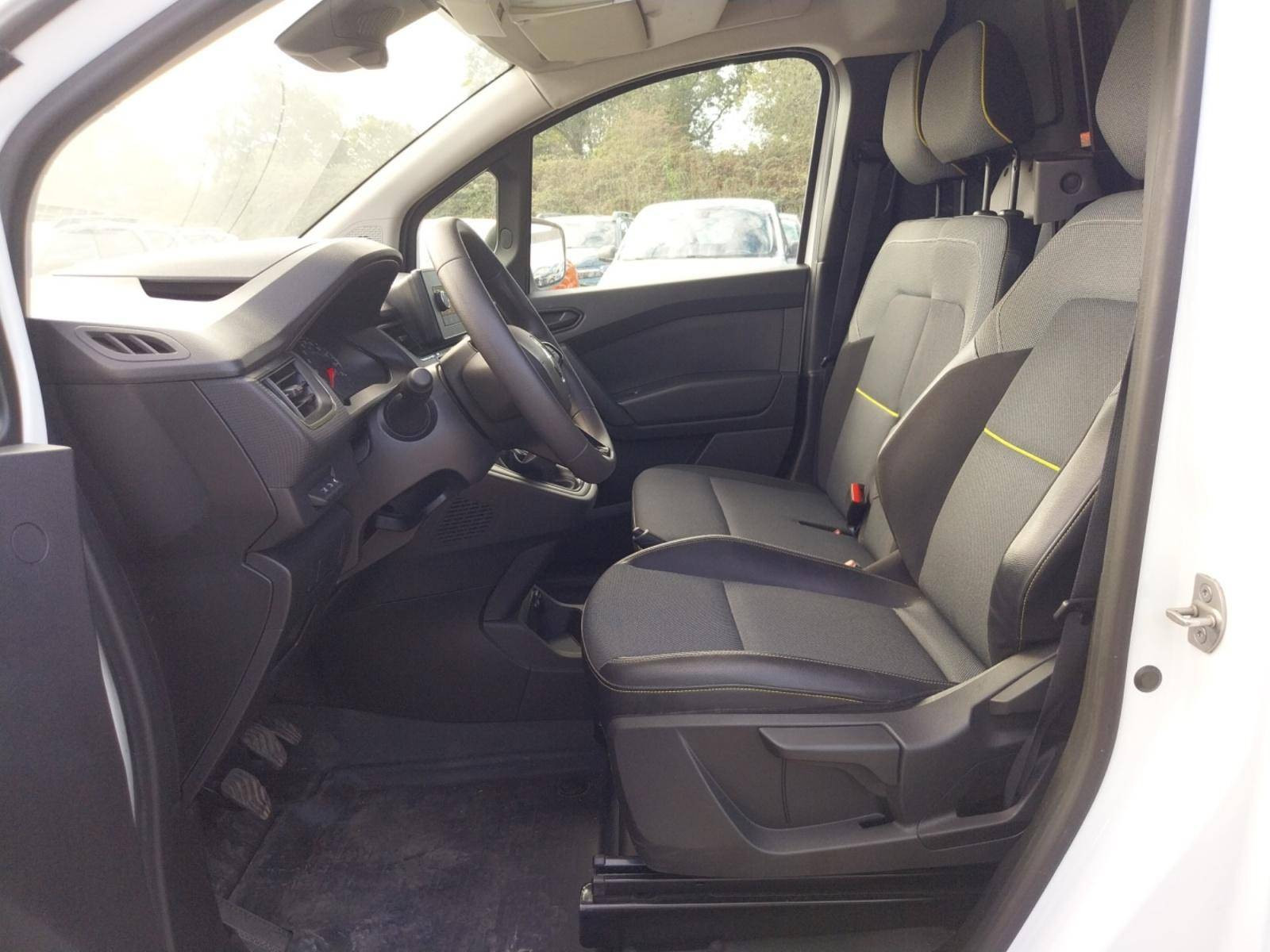 Vente en ligne Renault Kangoo Van  BLUE DCI 95 au prix de 14 490 €
