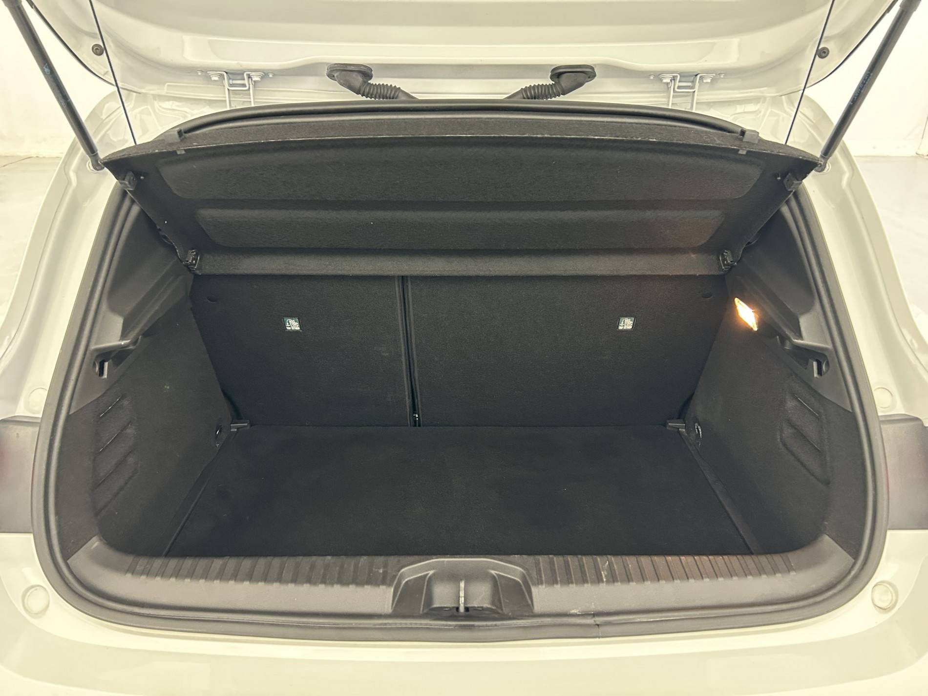 Vente en ligne Renault Clio 5 Clio TCe 90 au prix de 15 990 €