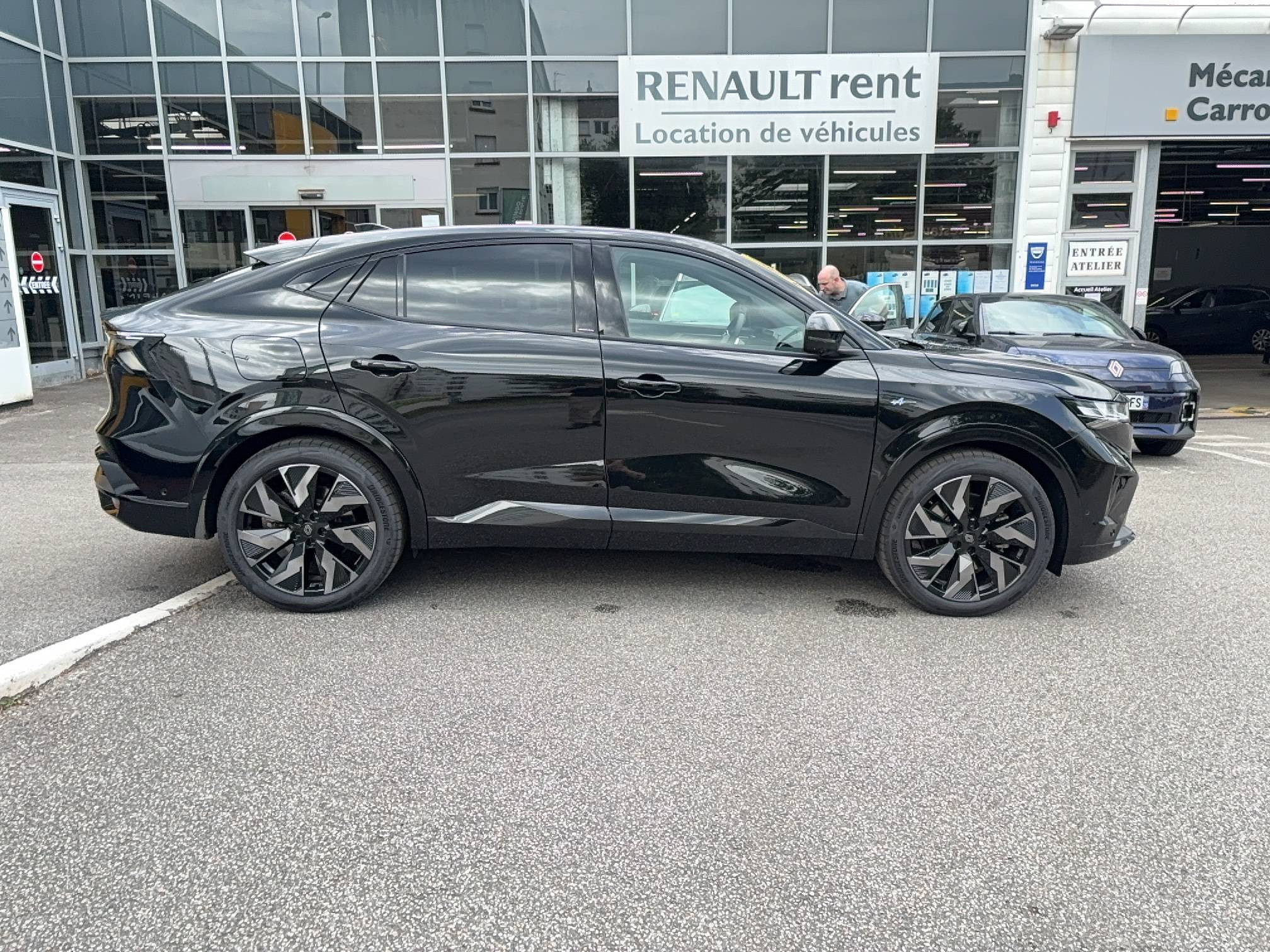 Vente en ligne Renault Rafale  E-Tech full hybrid 200 ch au prix de 49 490 €