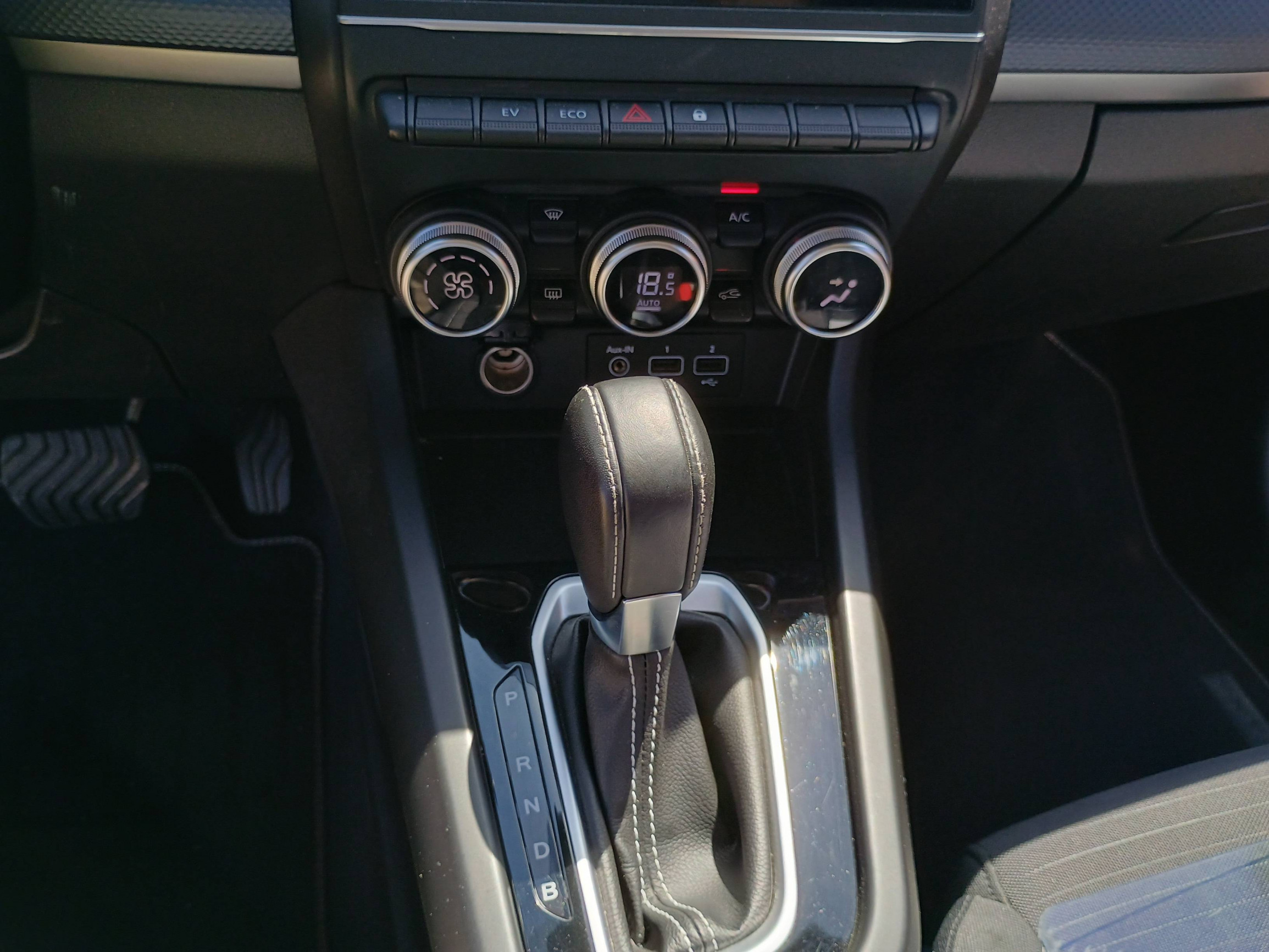 Vente en ligne Renault Arkana  E-Tech hybride 145 - 22 au prix de 21 991 €