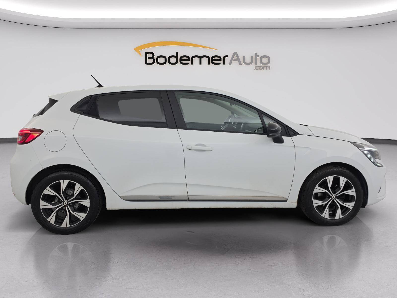 Vente en ligne Renault Clio 5 Clio TCe 100 GPL au prix de 15 990 €