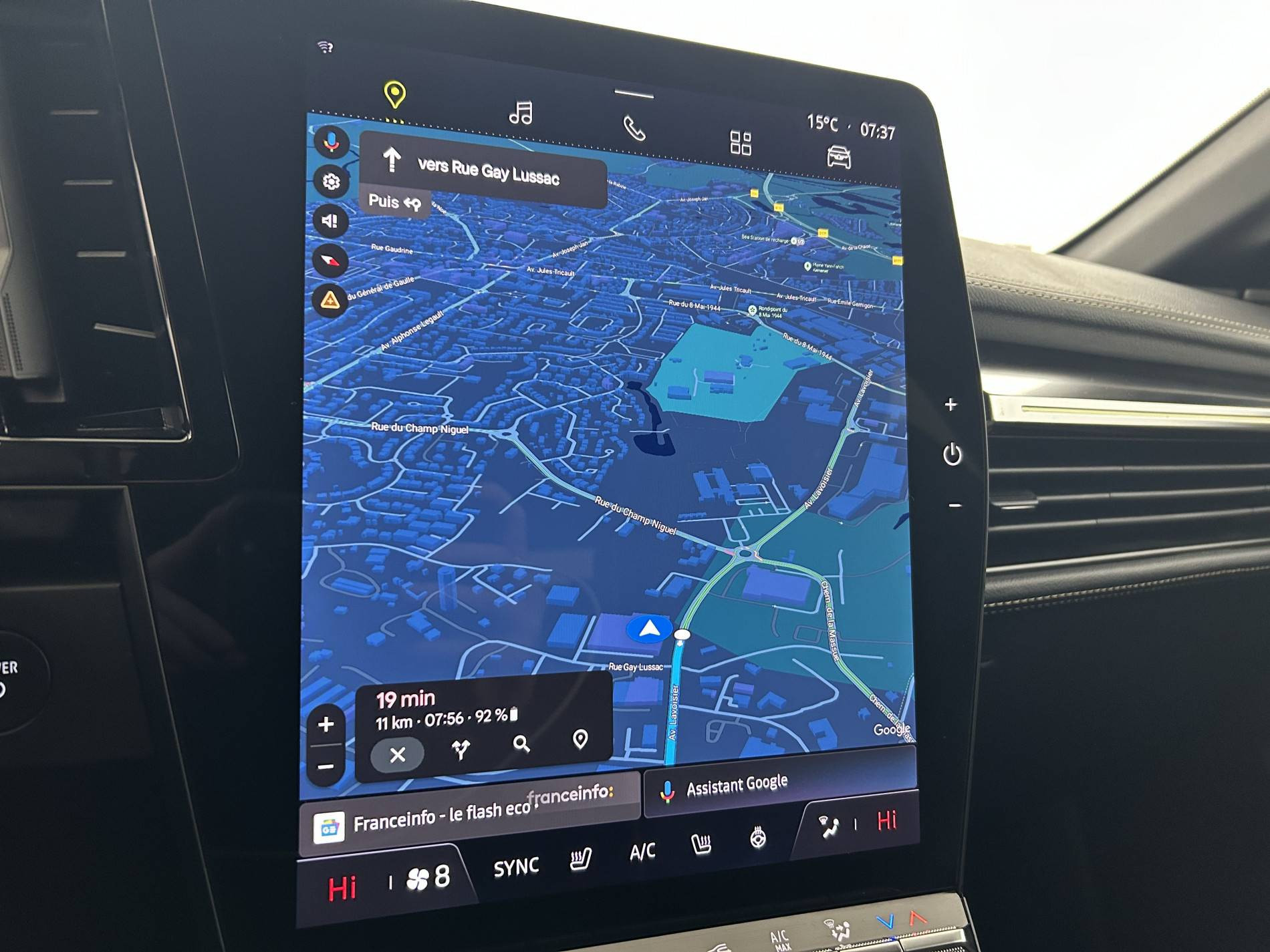 Vente en ligne Renault Megane E-Tech  EV60 220 ch super charge au prix de 22 990 €