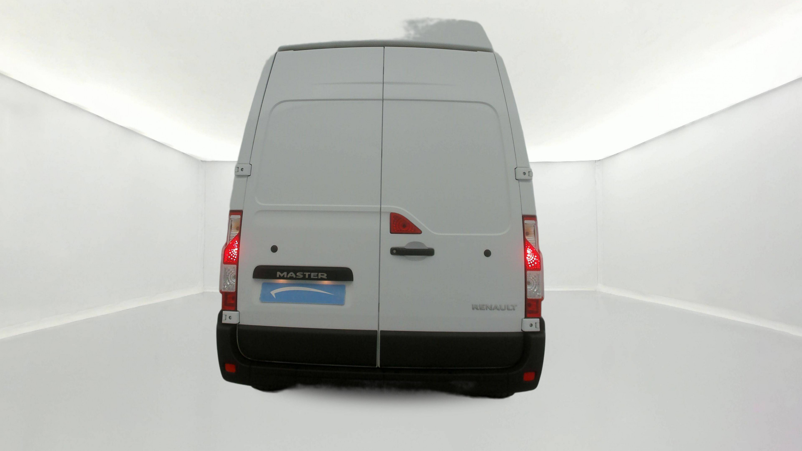 Vente en ligne Renault Master Fourgon MASTER FGN TRAC F3500 L3H3 BLUE DCI 135 au prix de 29 990 €