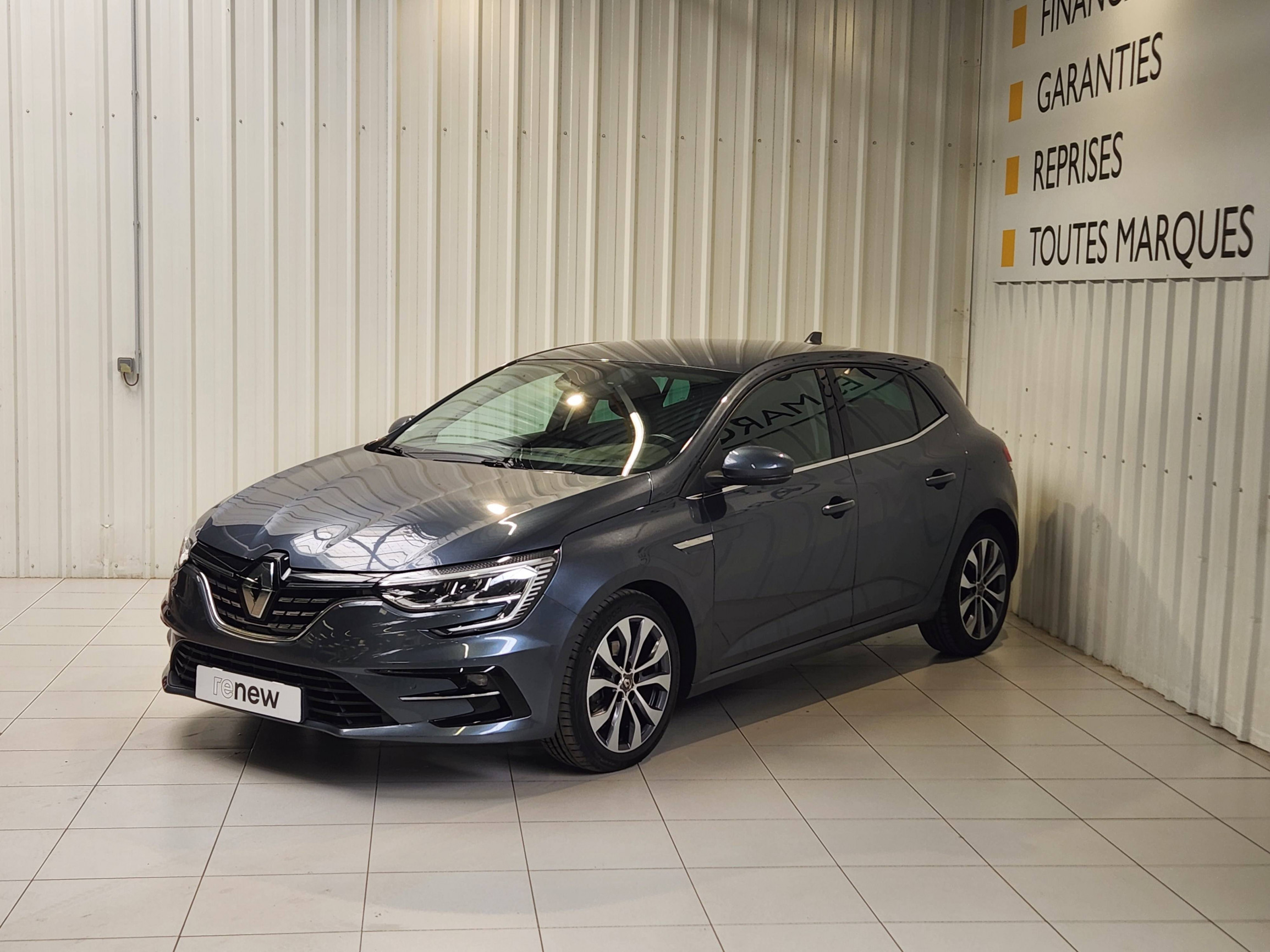 Renault Megane 4 Mégane IV Berline Blue dCi 115 occasion de 2021 en vente à Morlaix