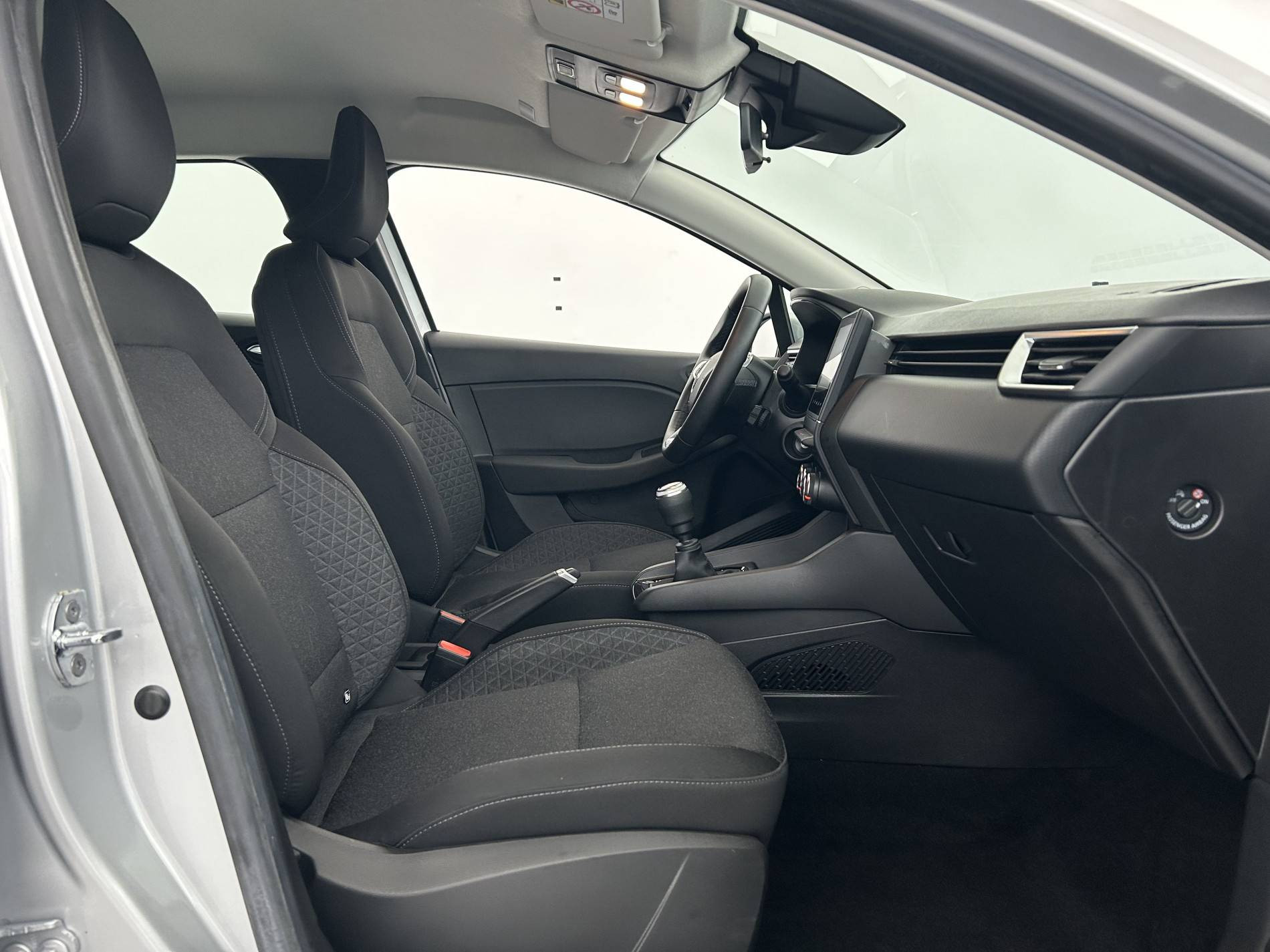 Vente en ligne Renault Clio 5 Clio TCe 90 - 21N au prix de 13 490 €