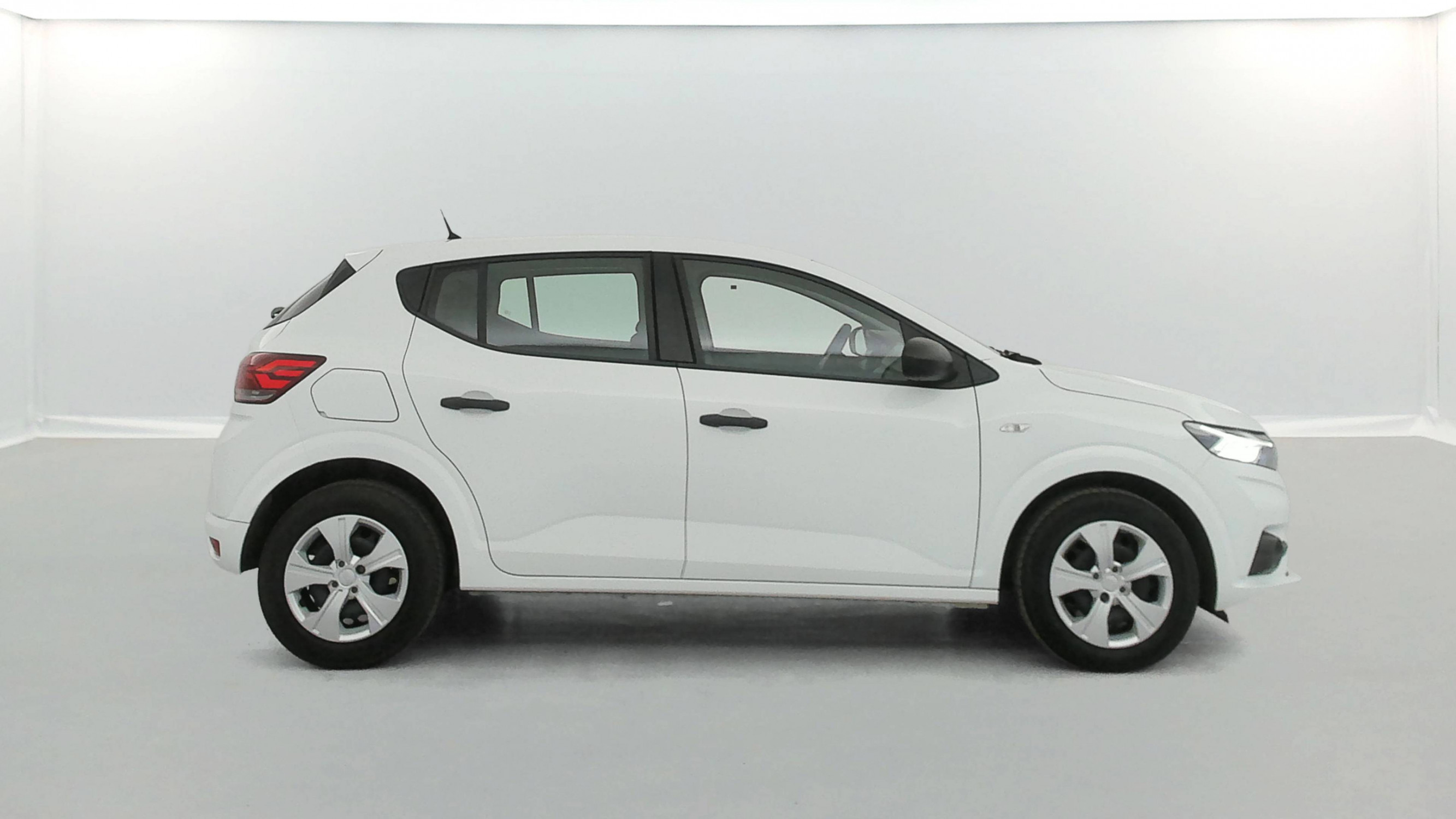 Vente en ligne Dacia Sandero  ECO-G 100 au prix de 12 990 €