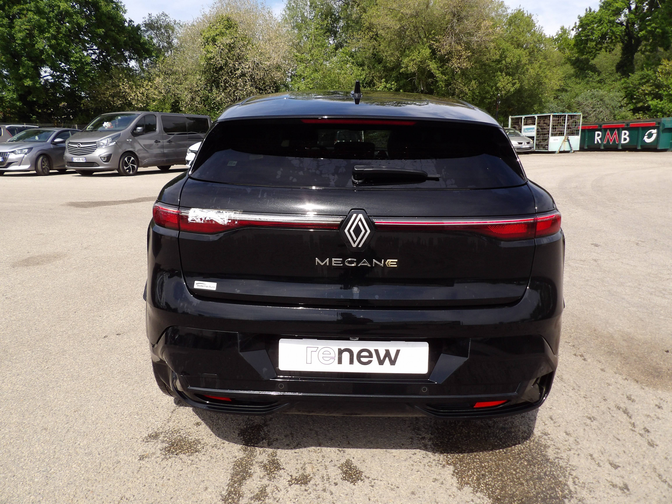 Vente en ligne Renault Megane E-Tech  EV60 220 ch super charge au prix de 22 999 €
