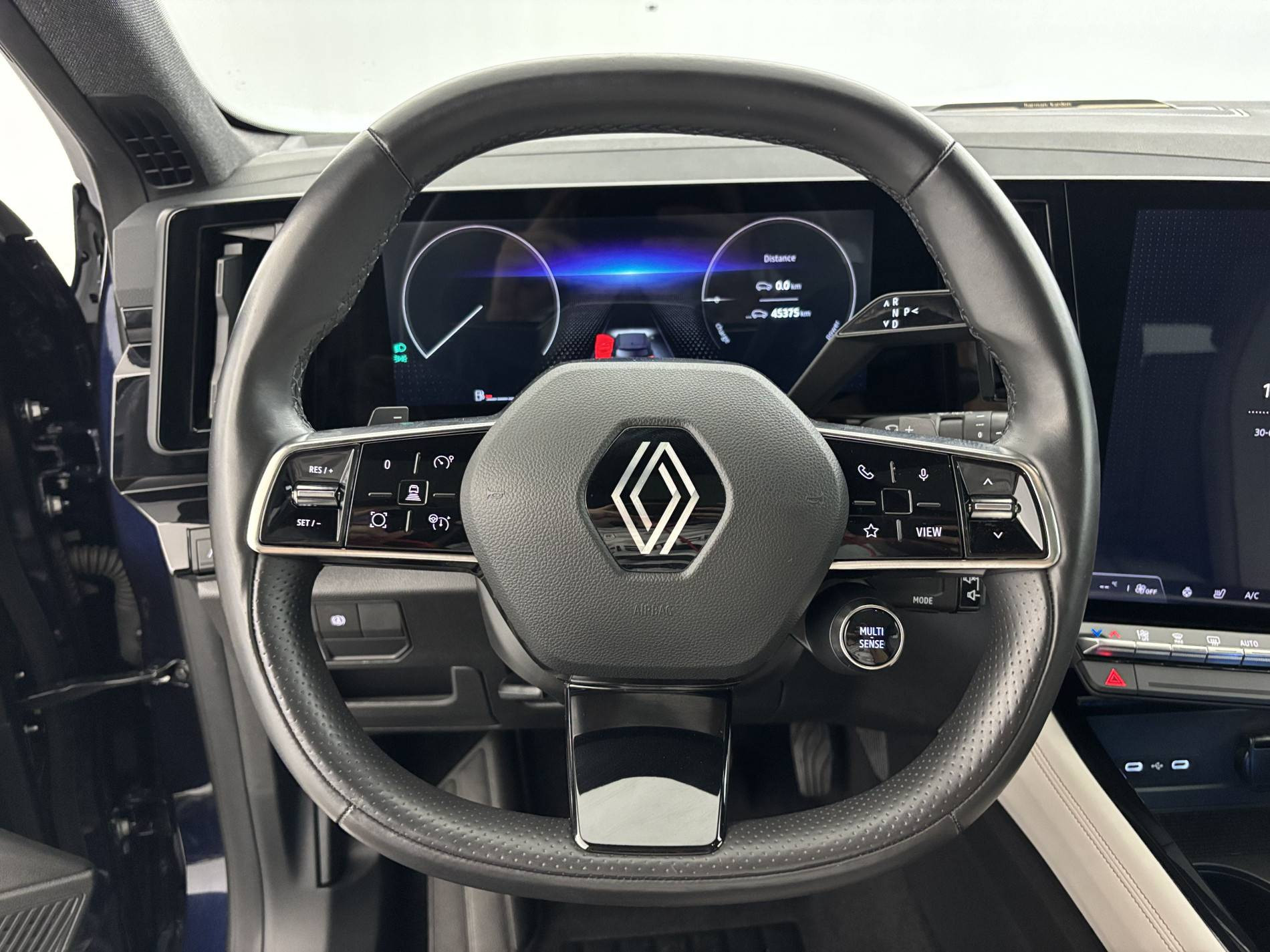 Vente en ligne Renault Espace Espace E-Tech hybrid 200 au prix de 33 991 €