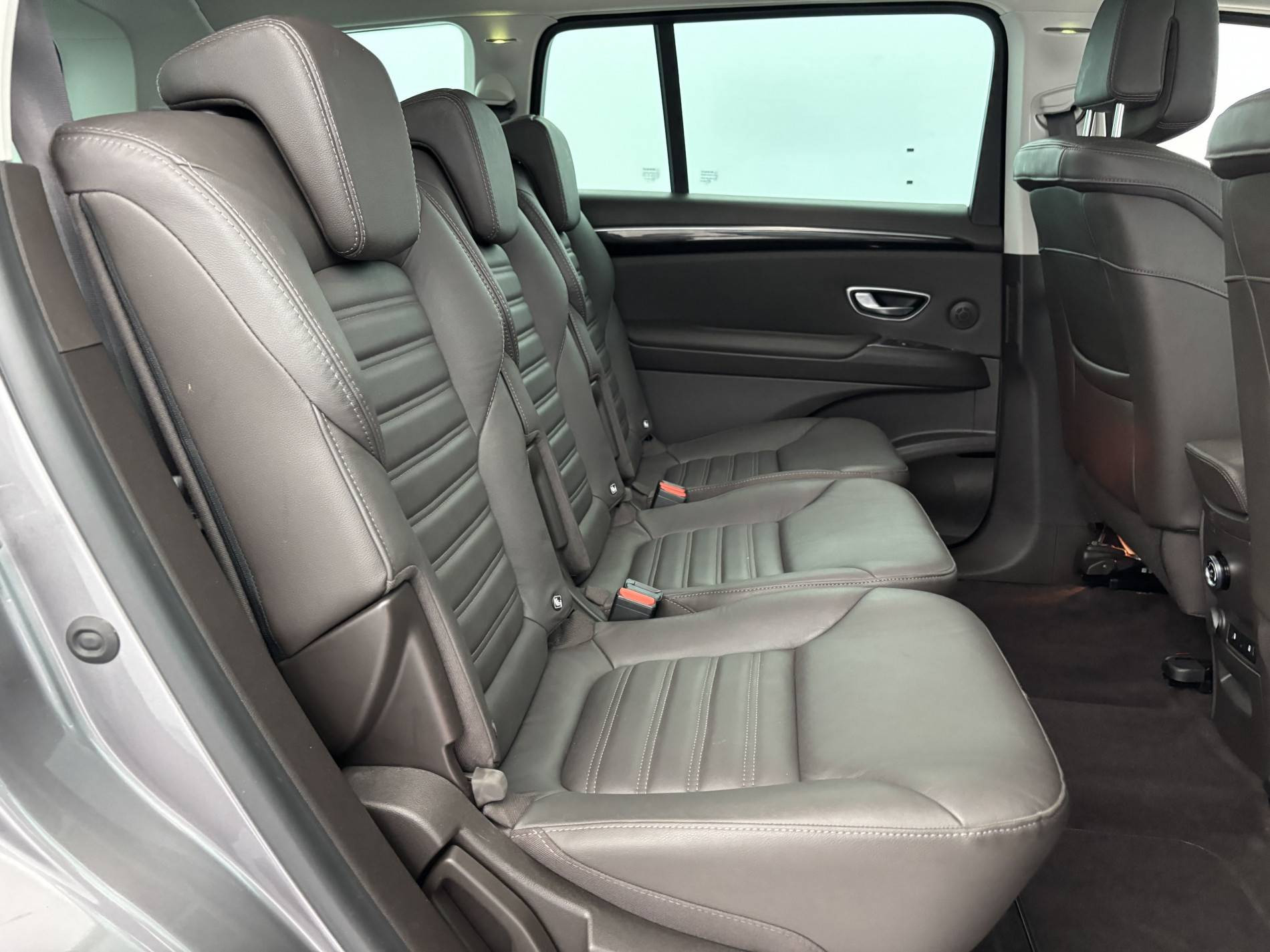 Vente en ligne Renault Espace 5 Espace dCi 160 Energy Twin Turbo au prix de 19 990 €