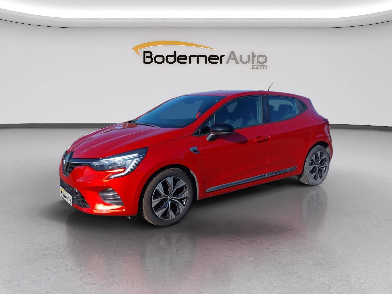 Renault Clio 5 Clio TCe 90 - 21N occasion de 2022 en vente à Saint-Lô