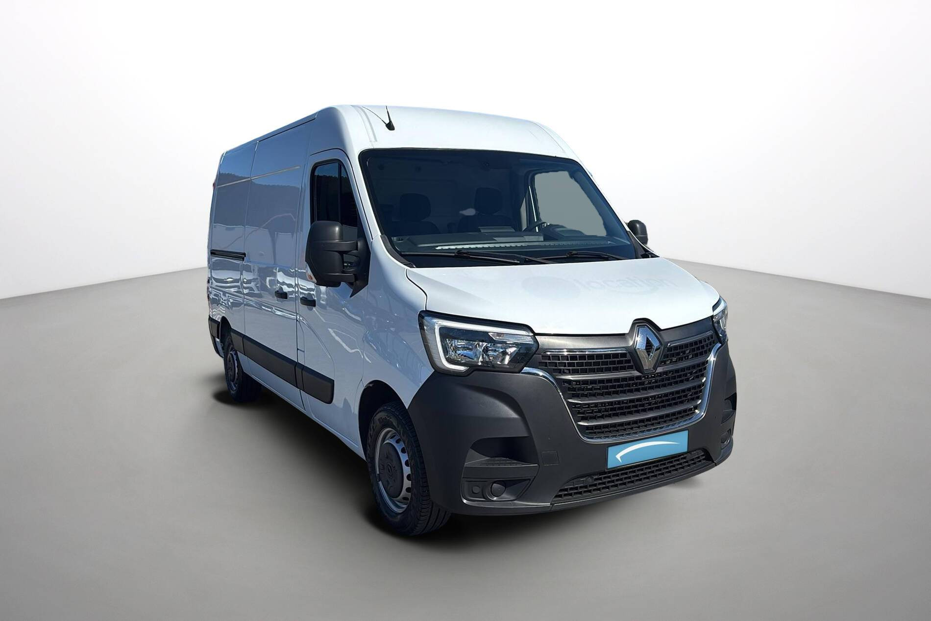 Vente en ligne Renault Master Fourgon MASTER FGN TRAC F3500 L2H2 BLUE DCI 135 au prix de 24 590 €
