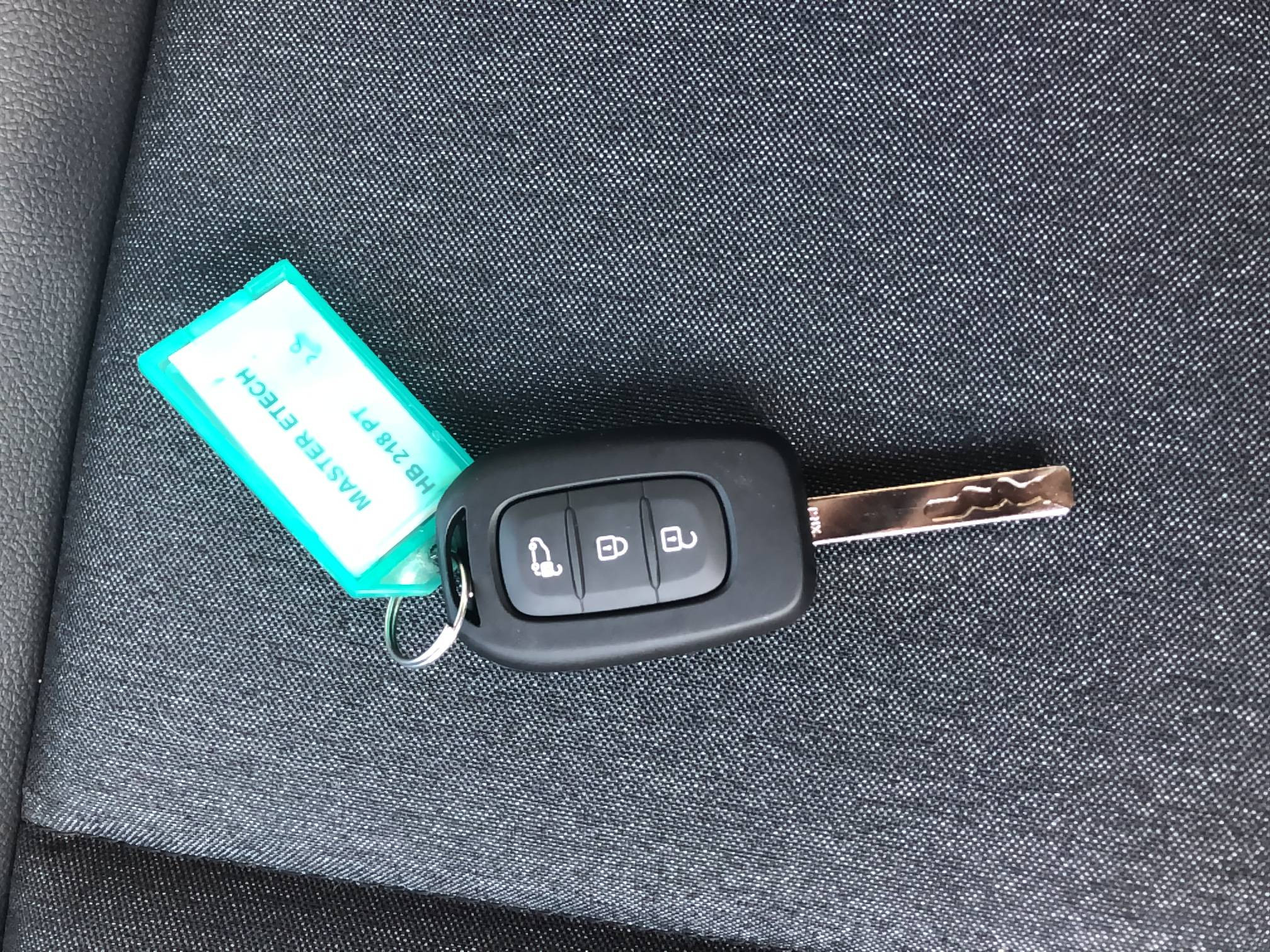 Vente en ligne Renault Master E-Tech MASTER ELECTRIQUE FGN L2H2 3T5 GRANDE AUTONOMIE au prix de 55 590 €