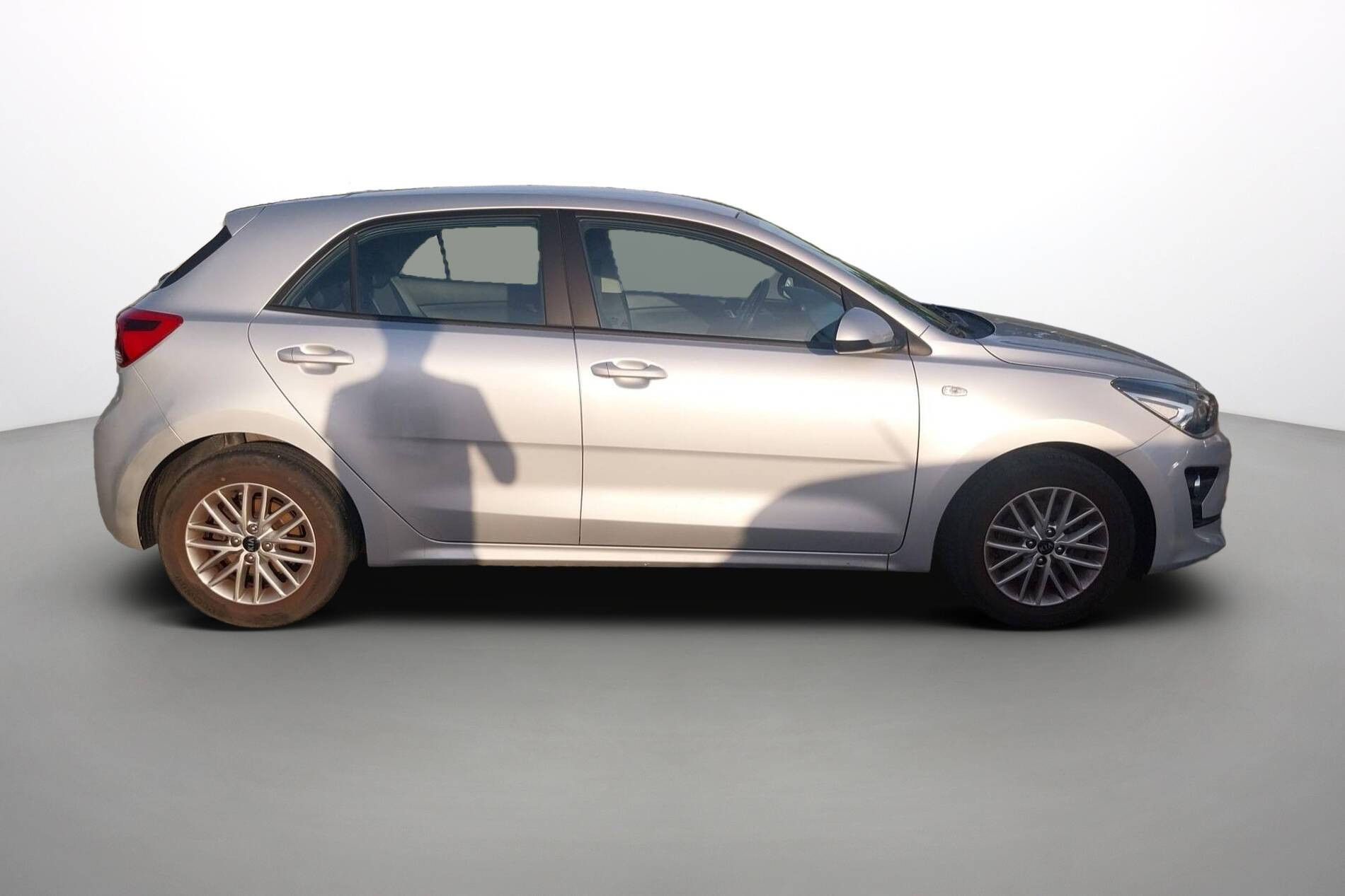 Vente en ligne Kia Rio  1.2 DPi 84ch BVM5 au prix de 12 990 €