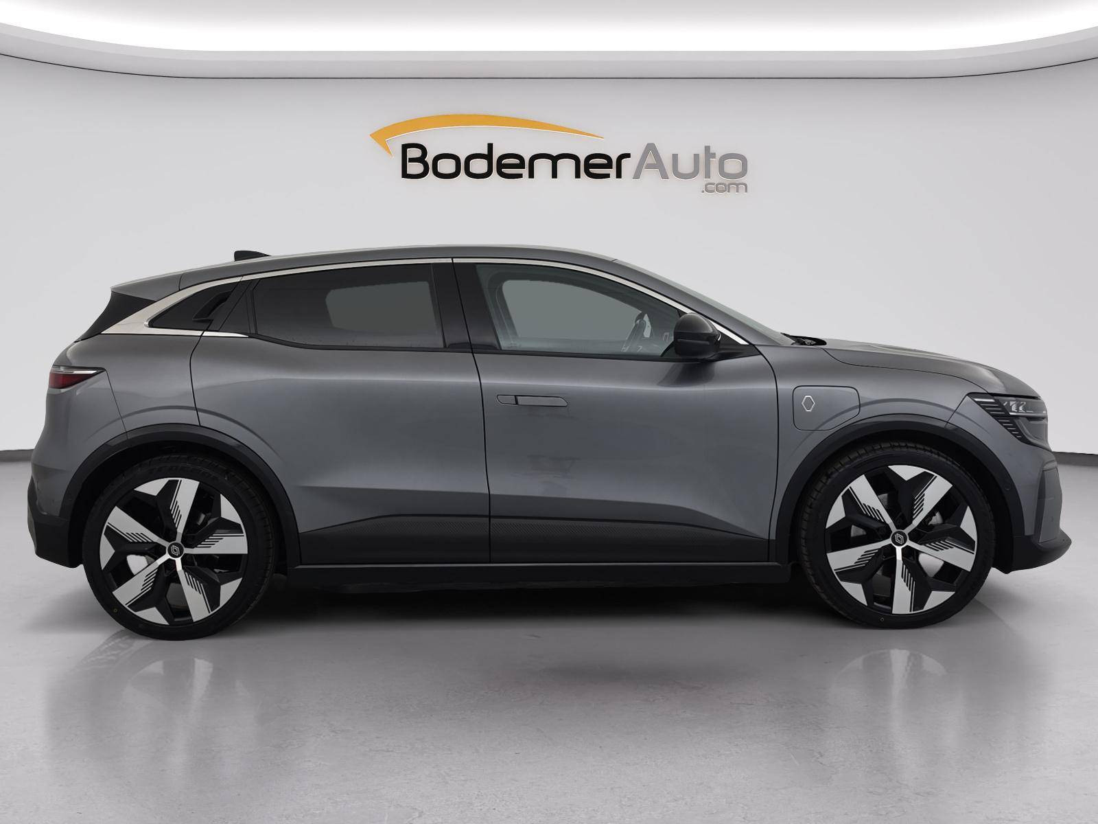 Vente en ligne Renault Megane E-Tech  EV60 220 ch super charge au prix de 25 990 €