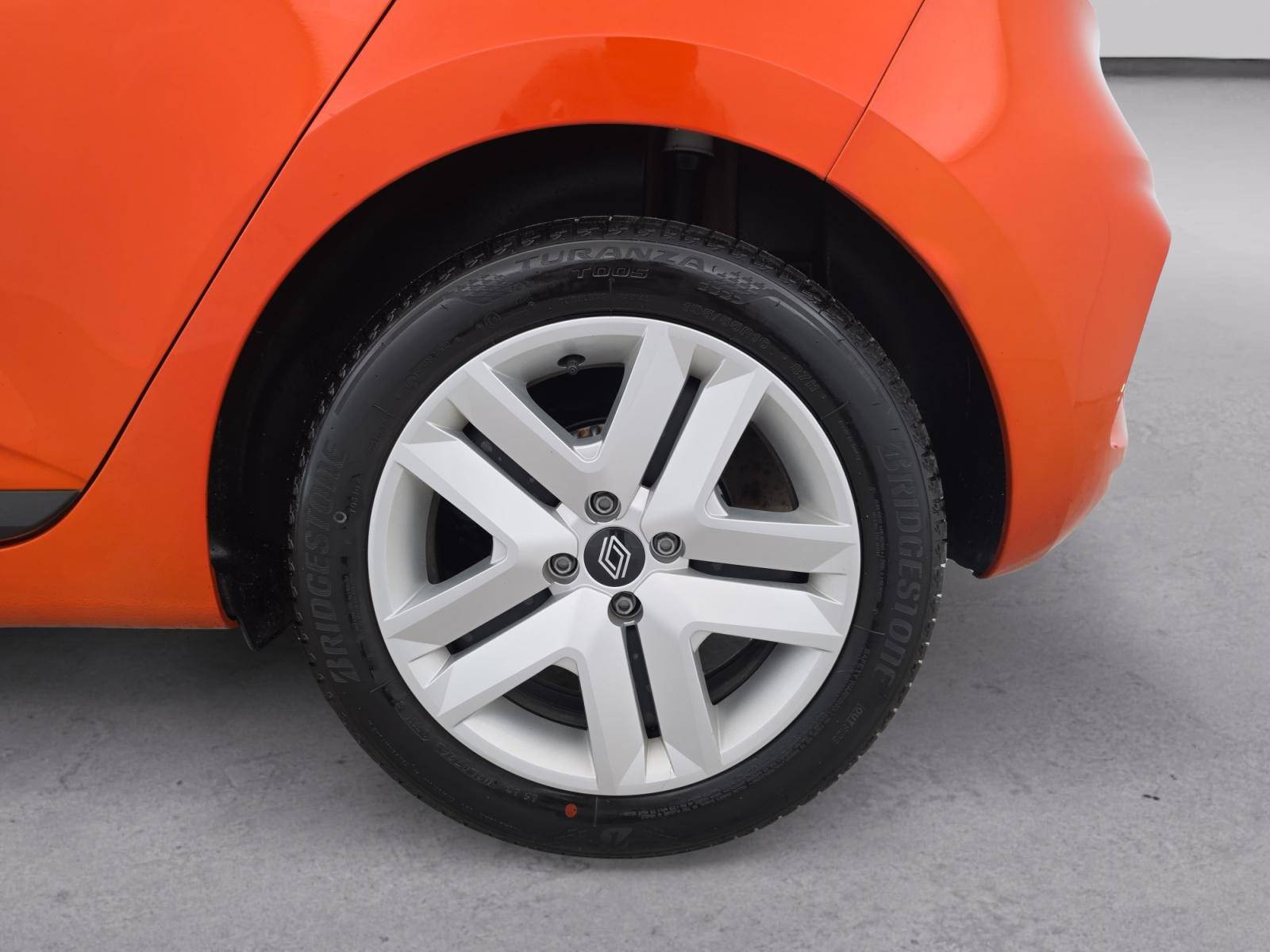 Vente en ligne Renault Clio 5 Clio TCe 90 au prix de 15 290 €