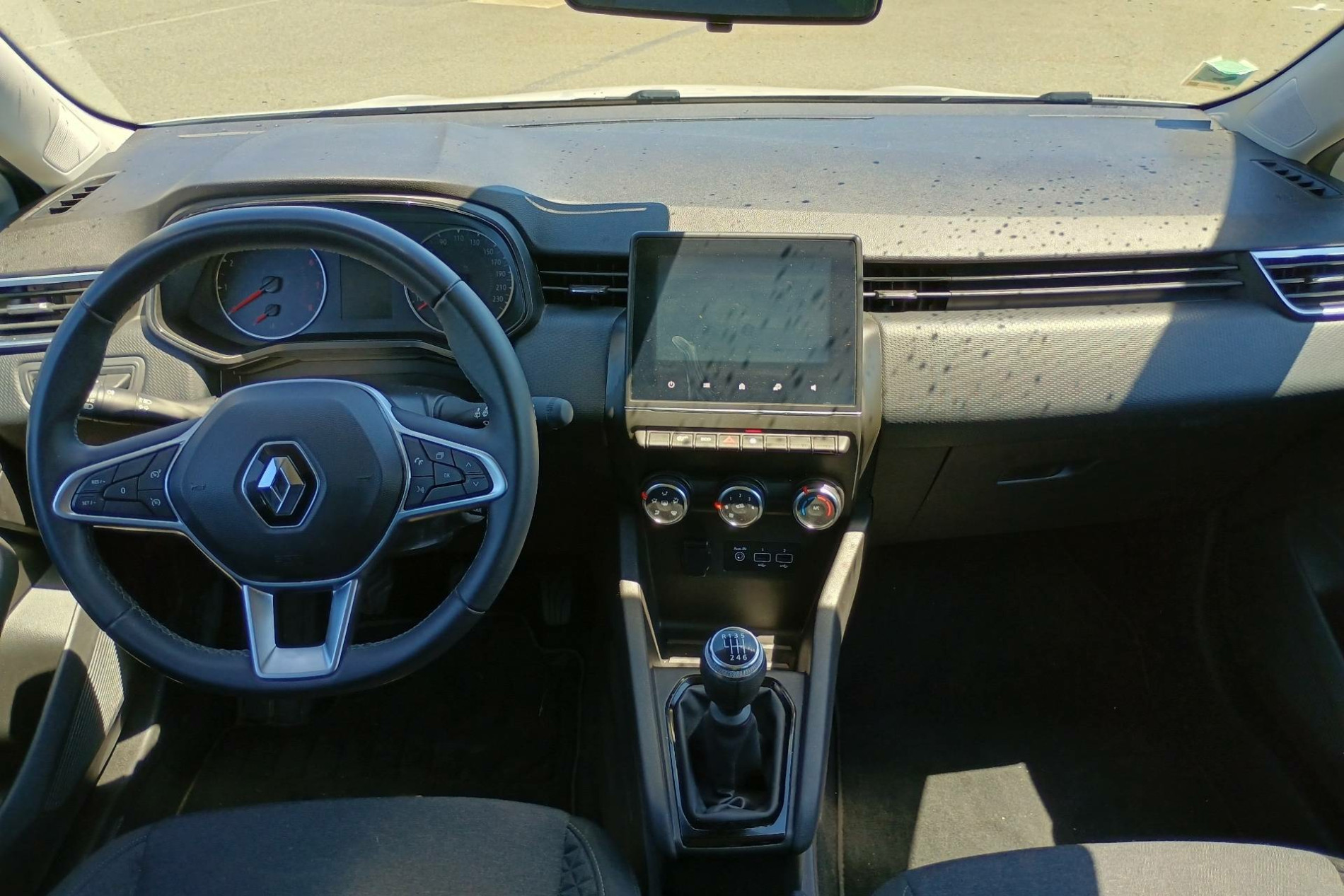 Vente en ligne Renault Clio 5 Clio TCe 90 au prix de 13 991 €