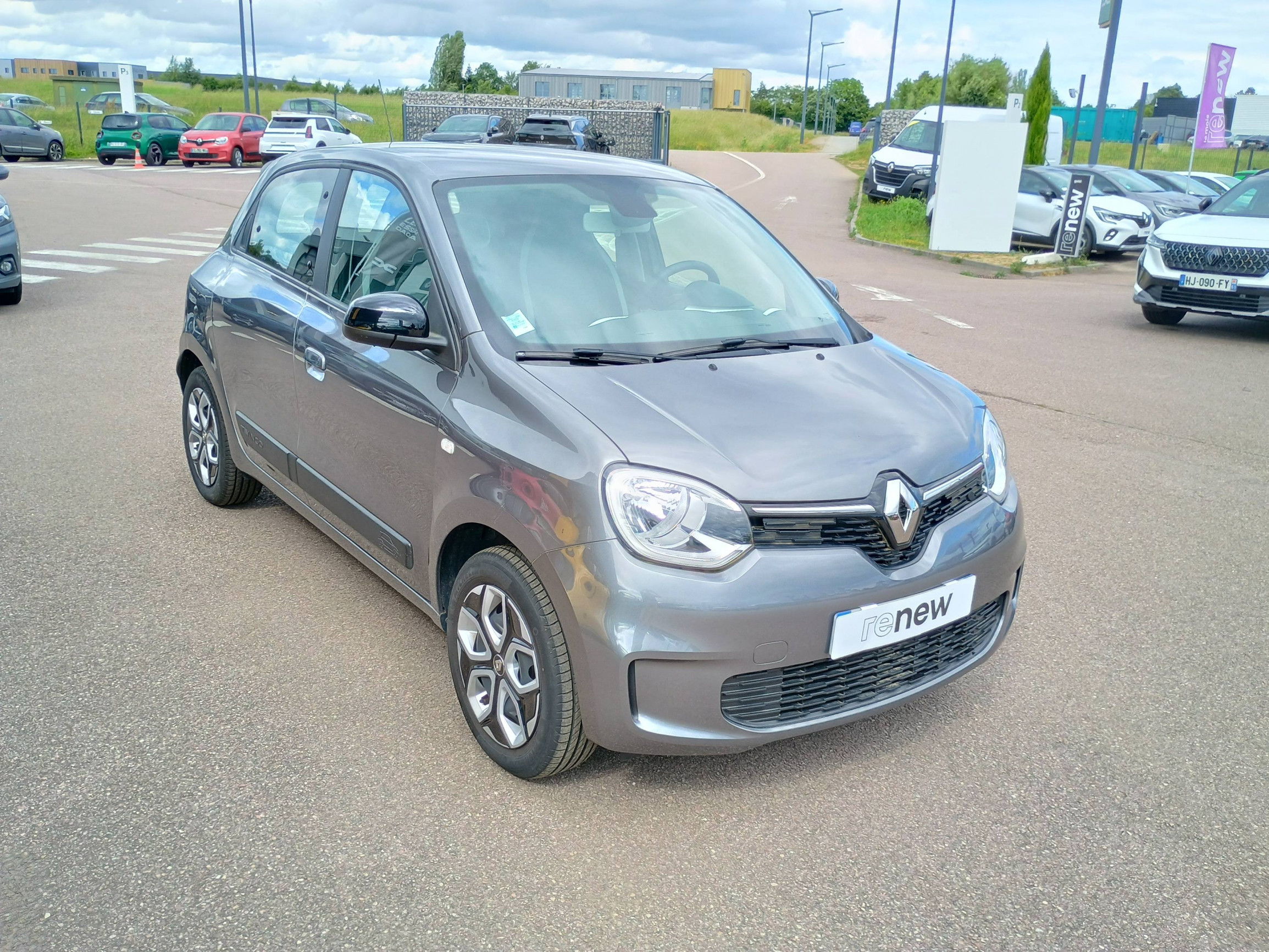 Vente en ligne Renault Twingo Electrique Twingo III E-Tech au prix de 12 991 €