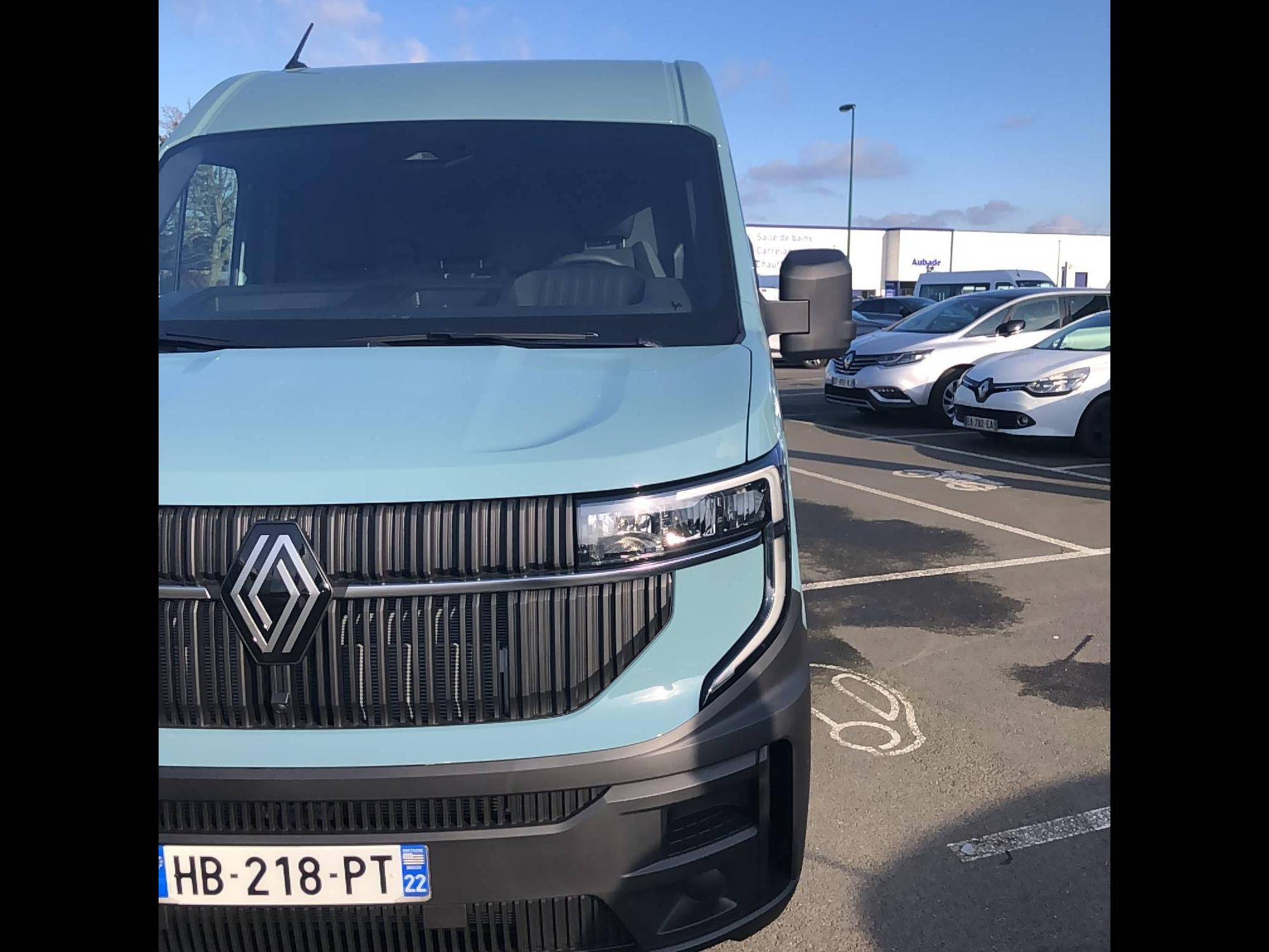 Vente en ligne Renault Master E-Tech MASTER ELECTRIQUE FGN L2H2 3T5 GRANDE AUTONOMIE au prix de 55 590 €