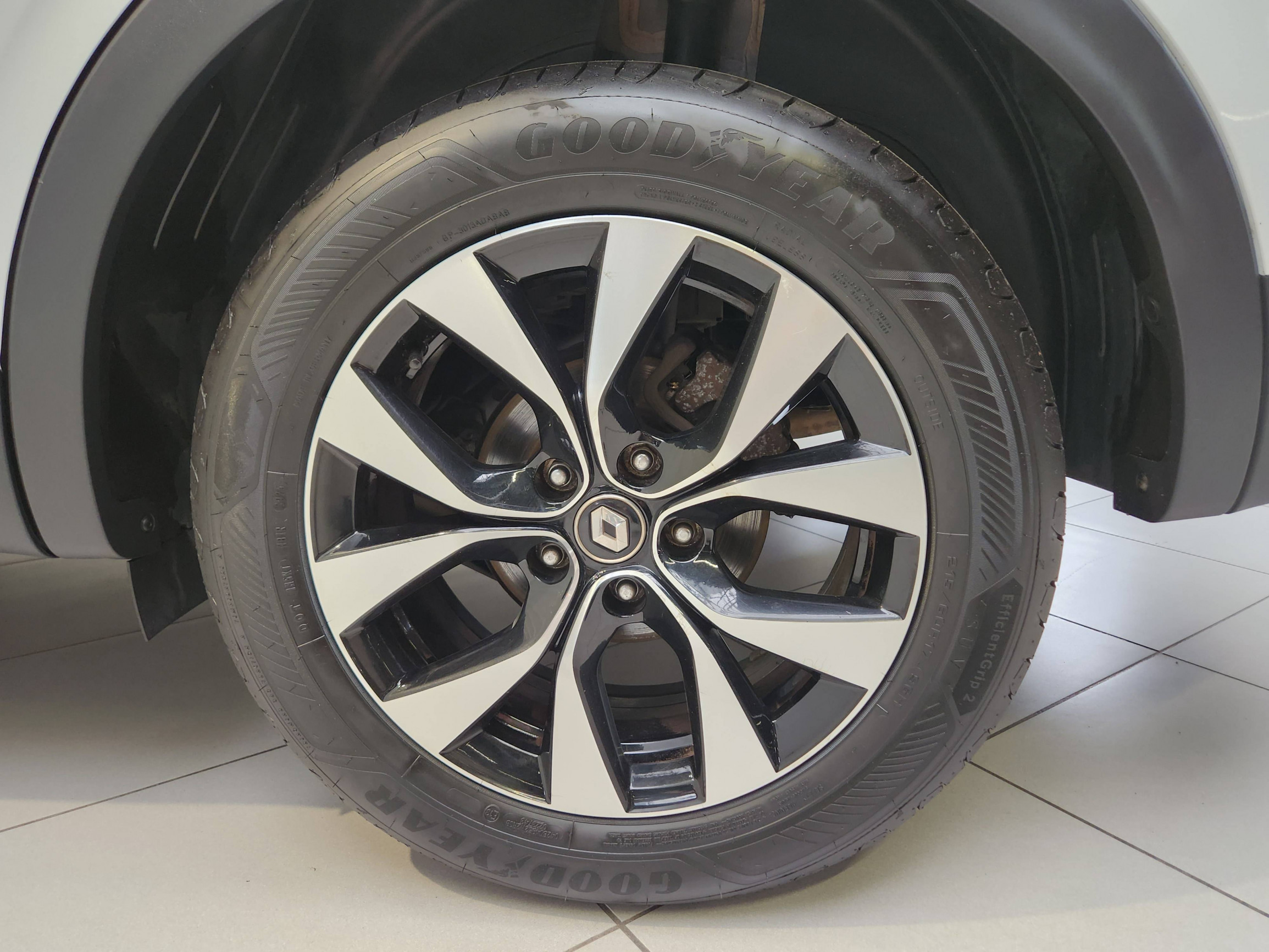 Vente en ligne Renault Arkana  E-Tech hybride 145 - 22 au prix de 15 999 €
