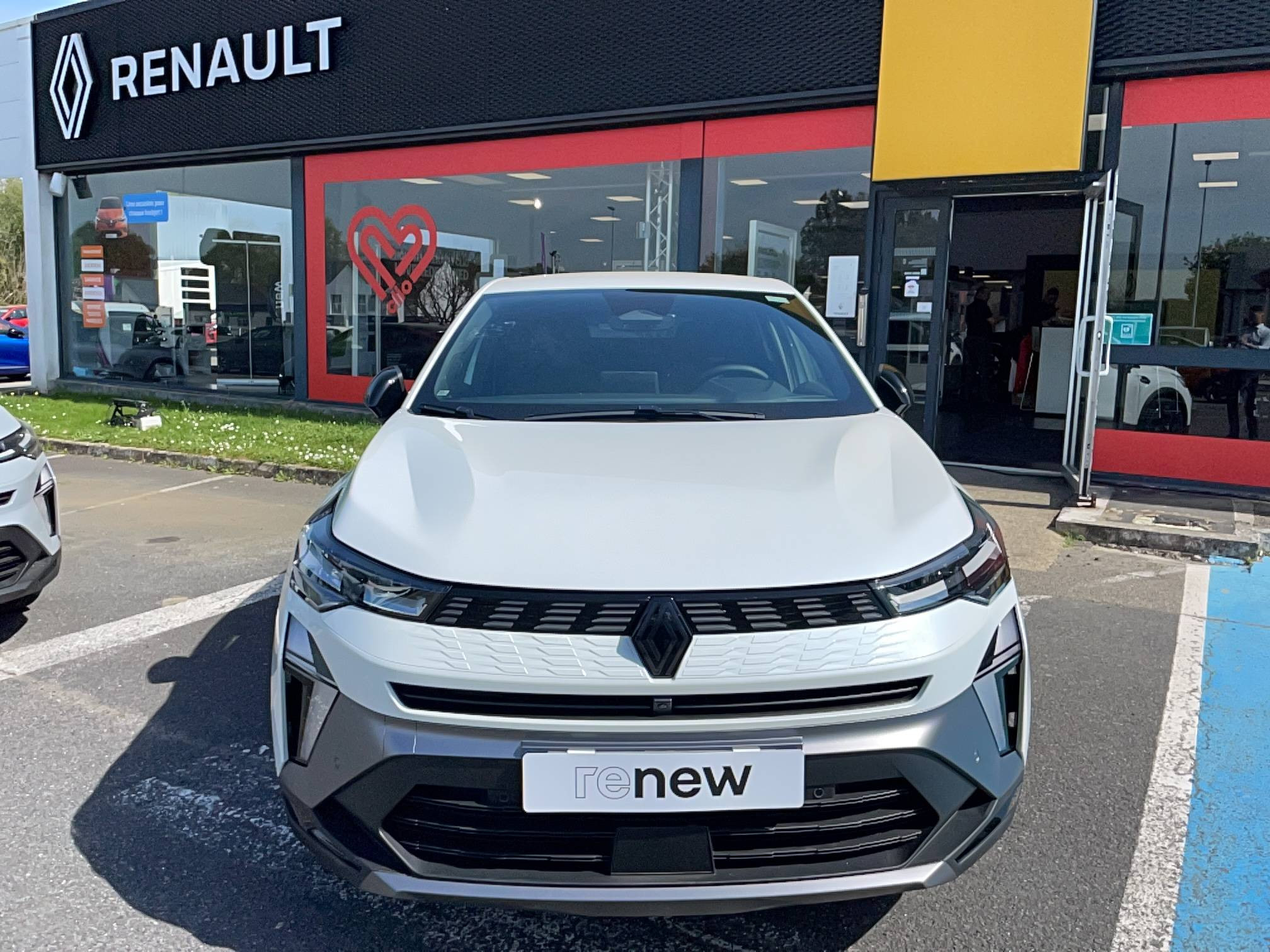Vente en ligne Renault Symbioz  E-Tech full hybrid 145 au prix de 31 970 €
