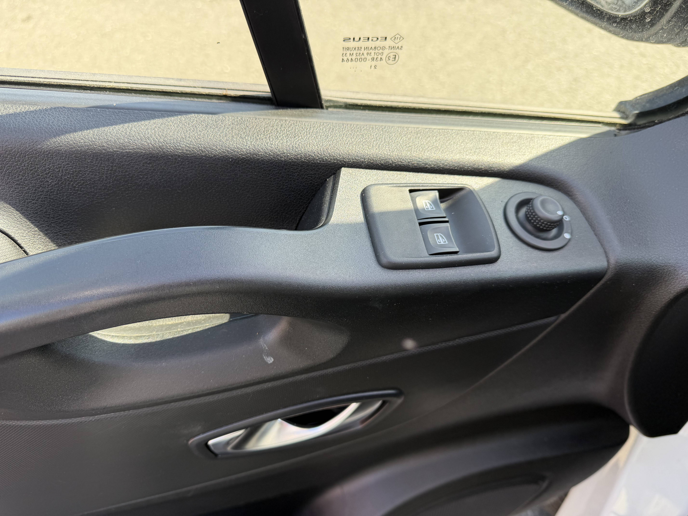 Vente en ligne Renault Trafic Cabine Approfondie TRAFIC CA L2H1 1200 KG DCI 120 au prix de 23 490 €