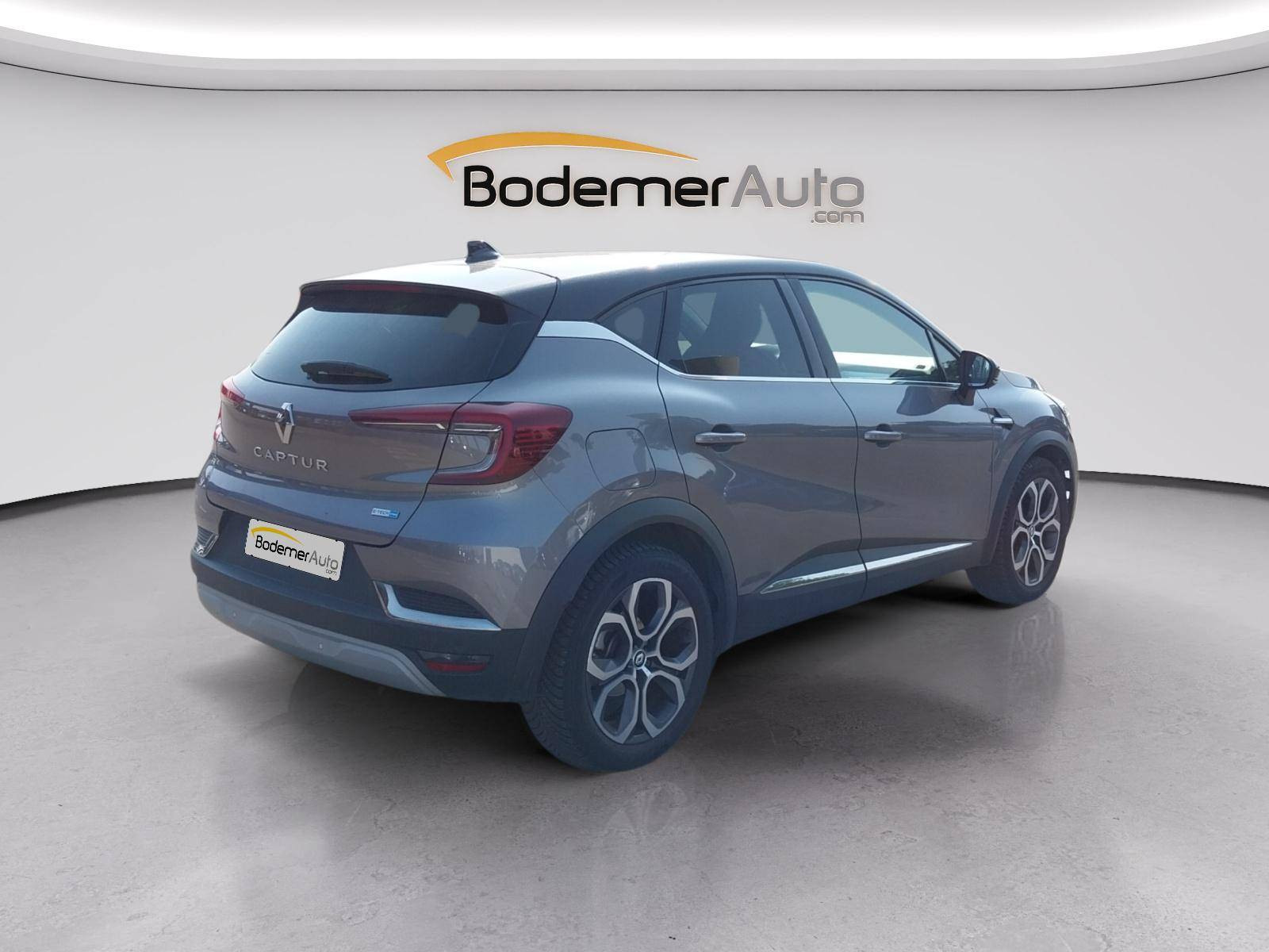 Vente en ligne Renault Captur  E-Tech 145 - 21 au prix de 17 990 €