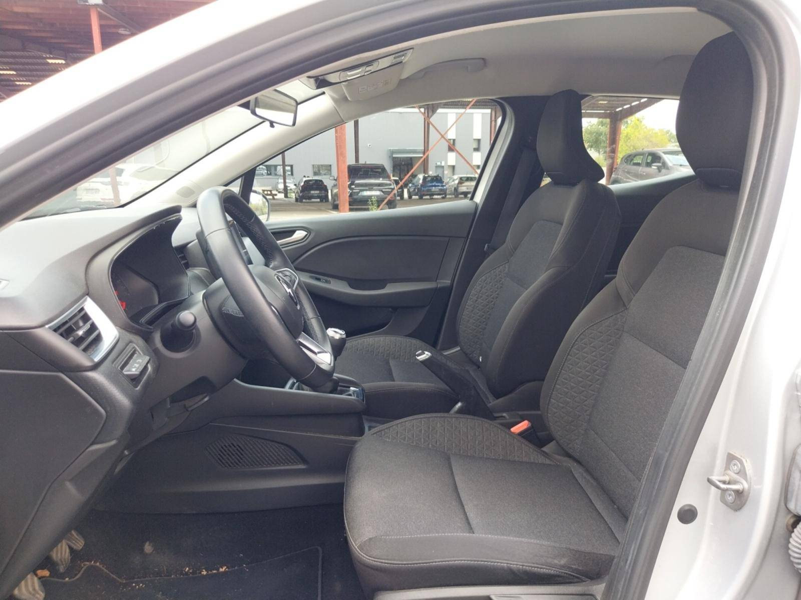 Vente en ligne Renault Clio 5 Clio TCe 90 au prix de 12 490 €