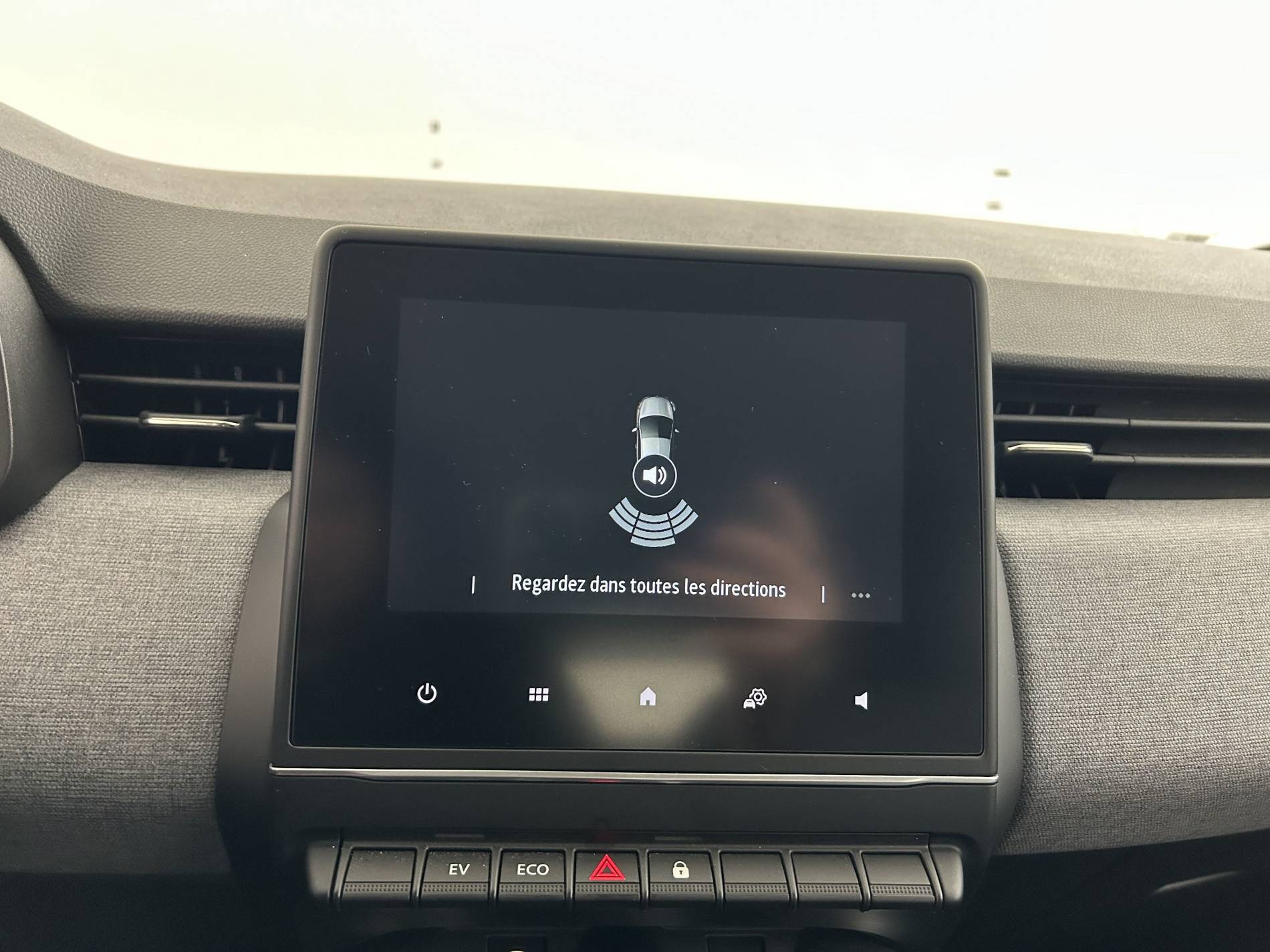 Vente en ligne Renault Clio 5 Clio E-Tech full hybrid 145 ch GSR2 au prix de 19 990 €