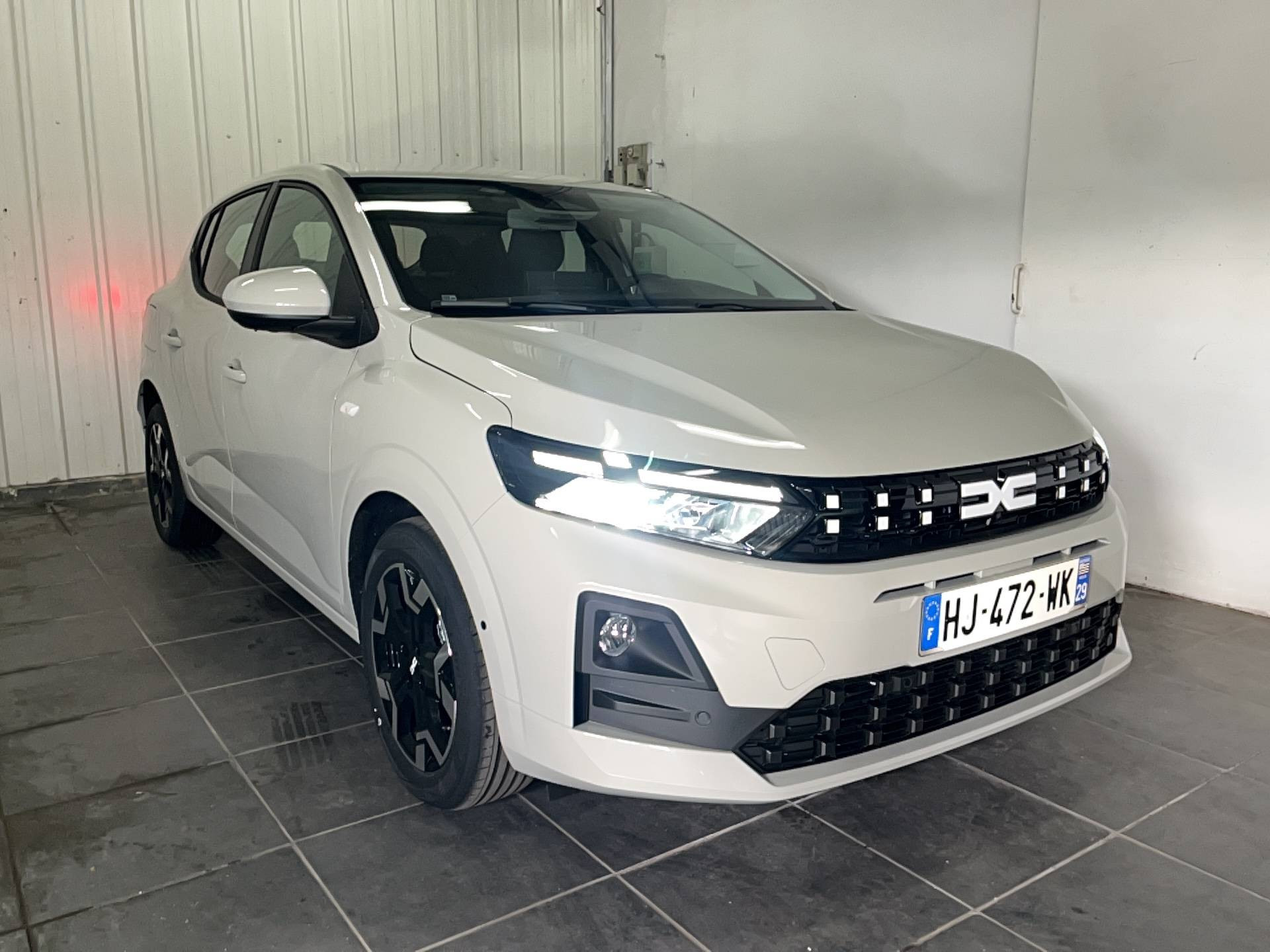 Vente en ligne Dacia Sandero Sandero ECO-G 120 au prix de 18 850 €