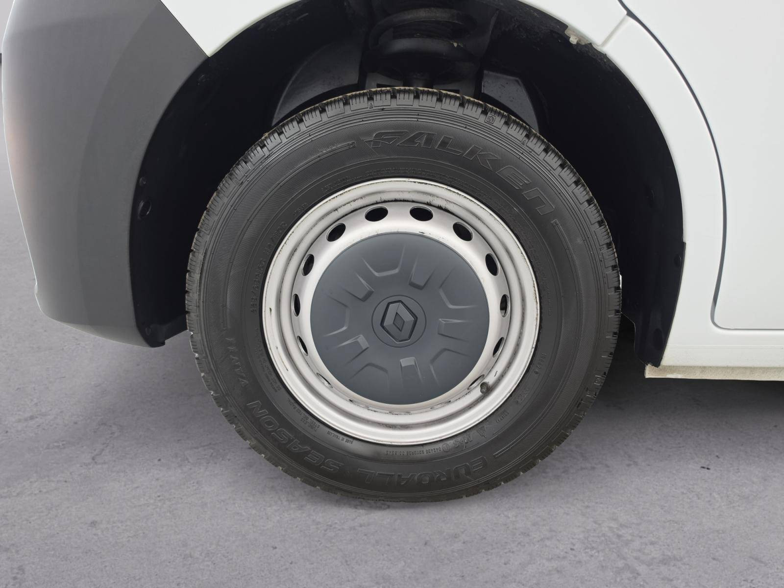 Vente en ligne Renault Master Fourgon MASTER FGN TRAC F3500 L3H3 BLUE DCI 135 au prix de 26 990 €