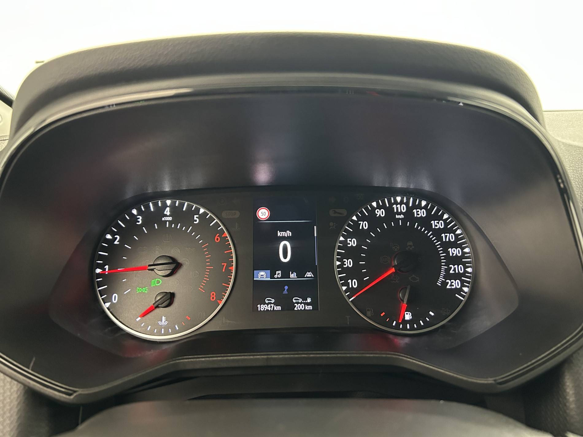 Vente en ligne Renault Clio 5 Clio TCe 90 au prix de 14 990 €