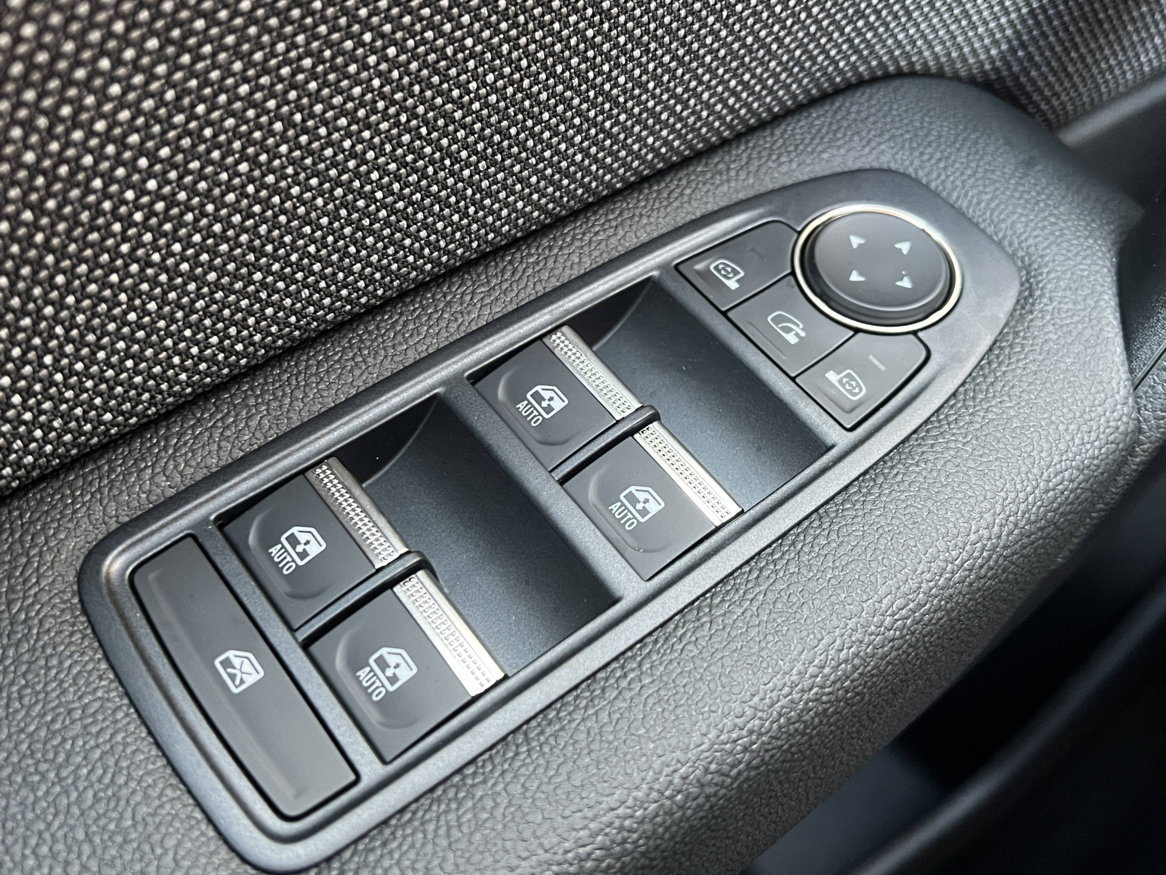 Vente en ligne Renault Captur  E-Tech full hybrid 160 ch au prix de 29 900 €