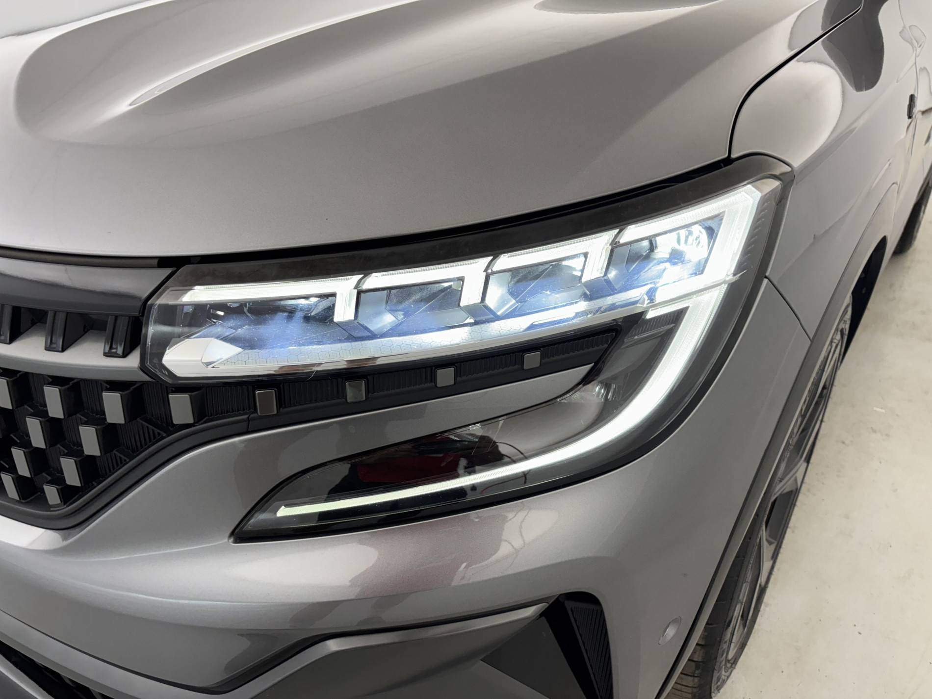 Vente en ligne Renault Austral  E-Tech hybrid 200 au prix de 30 990 €