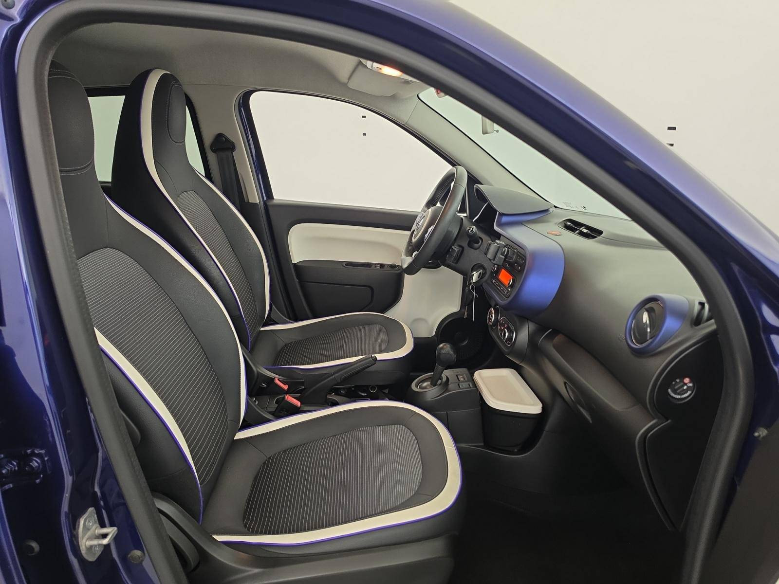 Vente en ligne Renault Twingo 3  0.9 TCe 90 au prix de 12 490 €