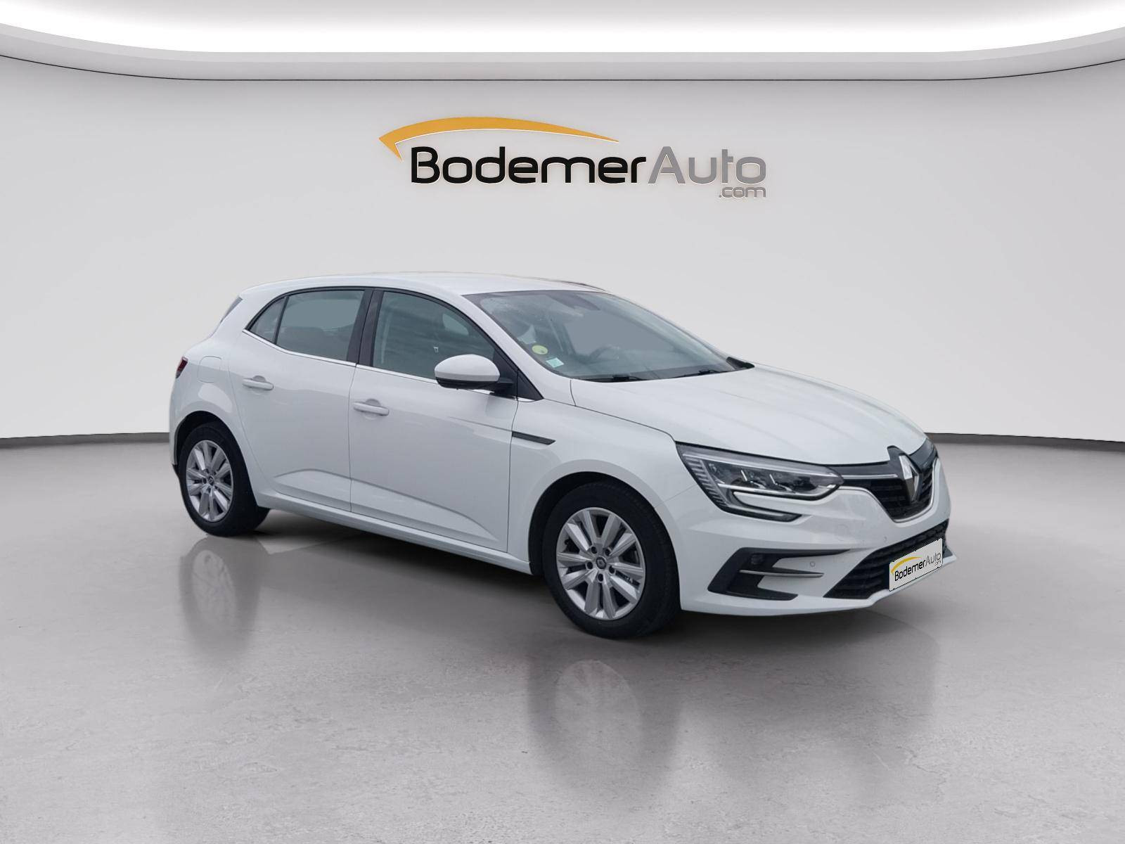 Vente en ligne Renault Megane 4 Mégane IV Berline Blue dCi 115 au prix de 13 290 €