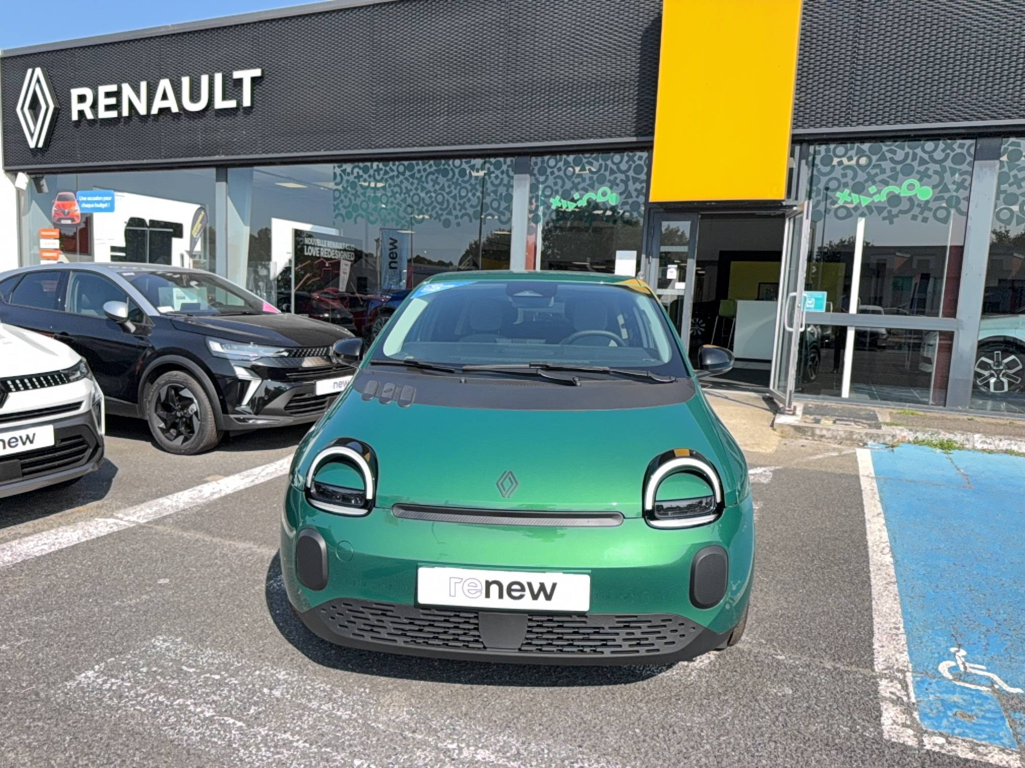 Vente en ligne Renault Twingo Electrique  80 ch autonomie urbaine au prix de 21 790 €