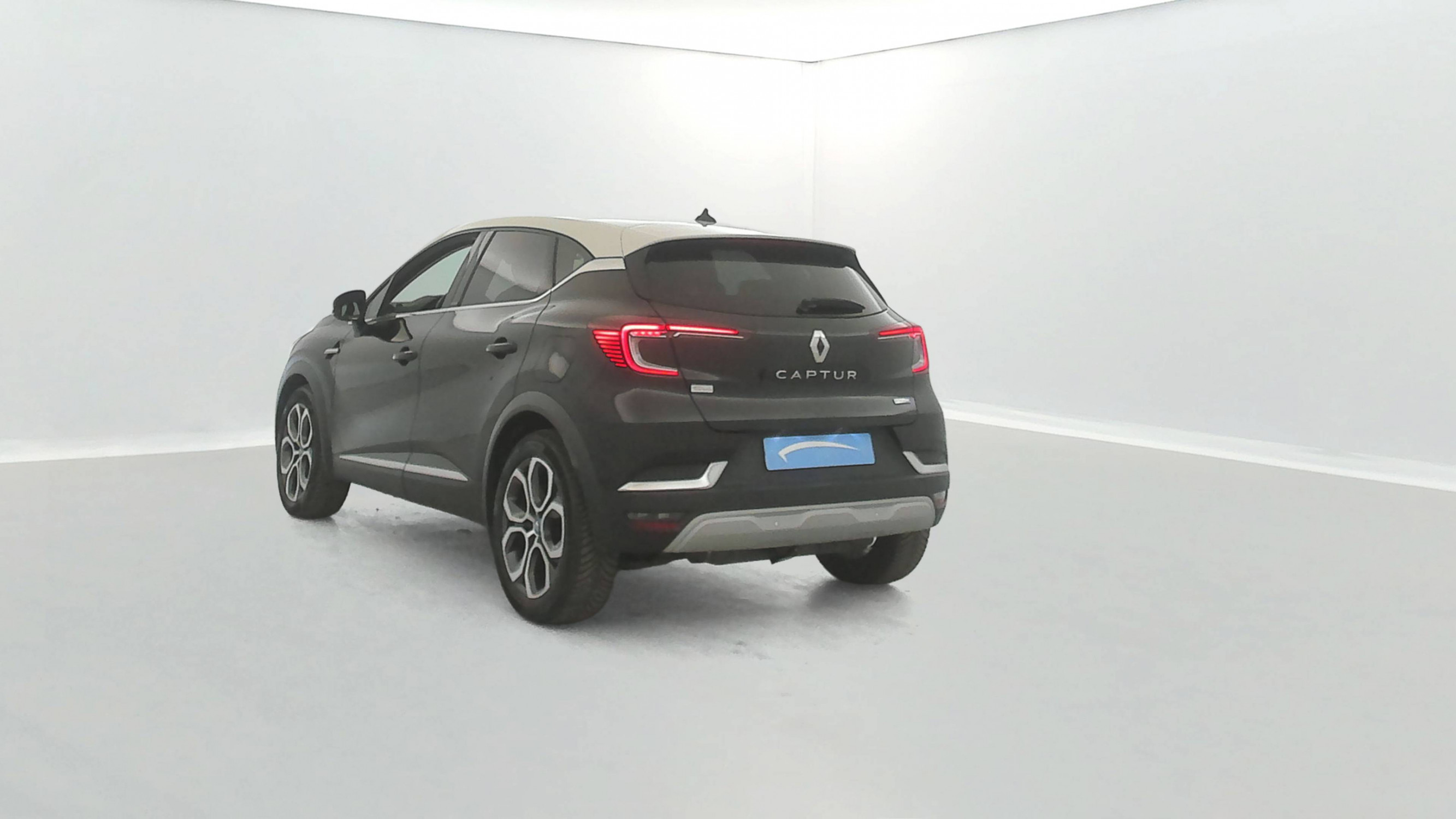 Vente en ligne Renault Captur  E-Tech Plug-in 160 au prix de 14 490 €