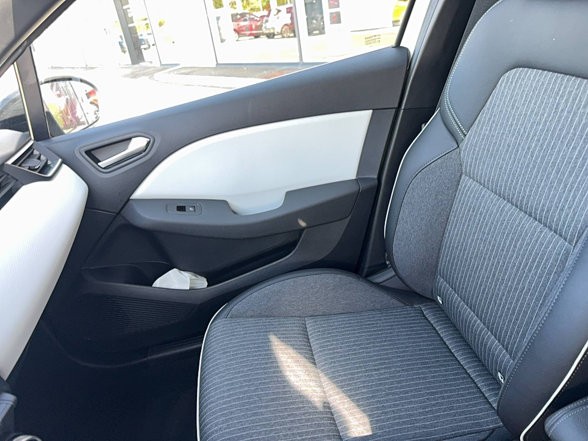 Vente en ligne Renault Clio 5 Clio TCe 140 au prix de 16 490 €