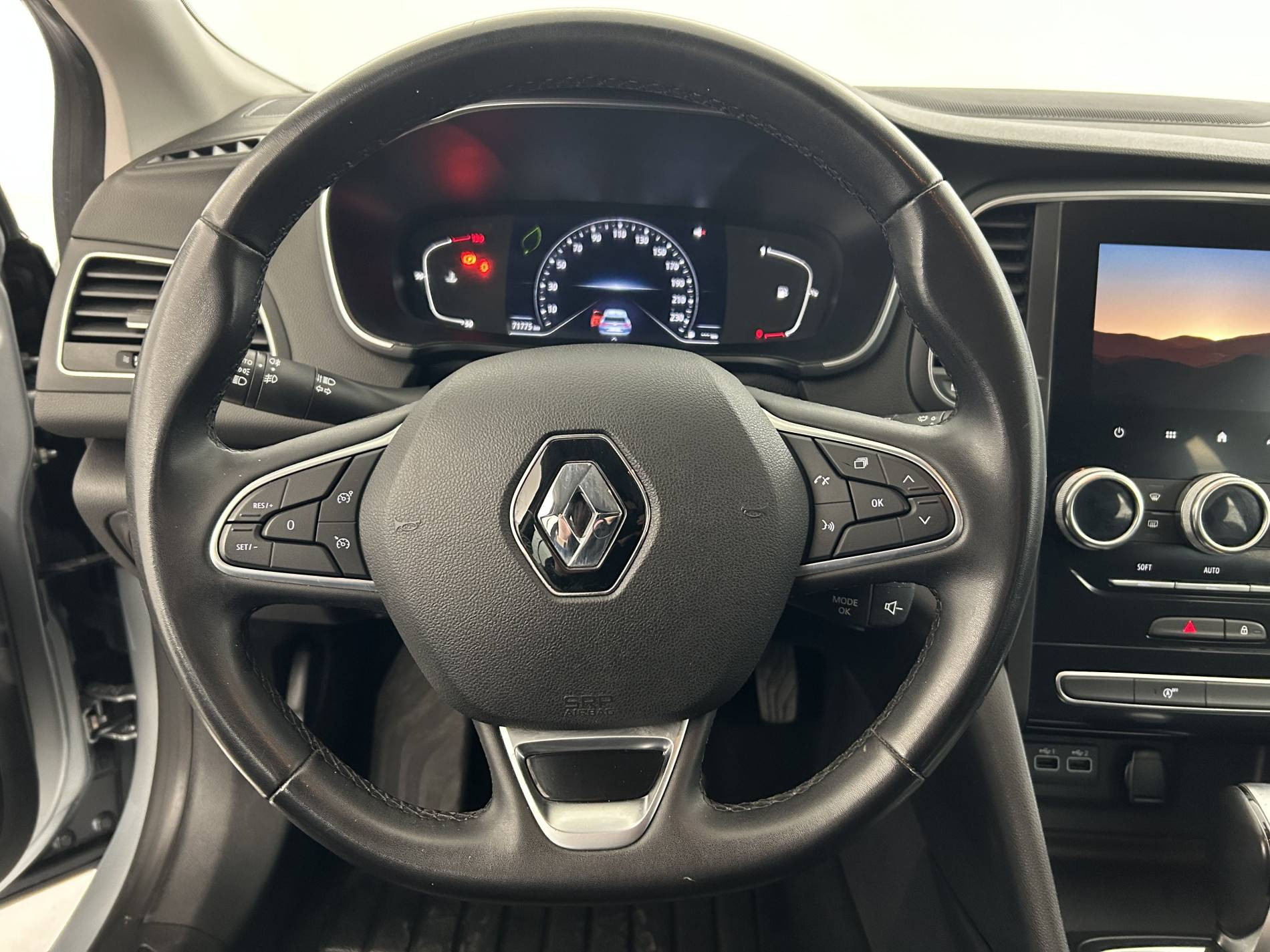 Vente en ligne Renault Megane 4 Estate  Blue dCi 115 EDC au prix de 17 990 €