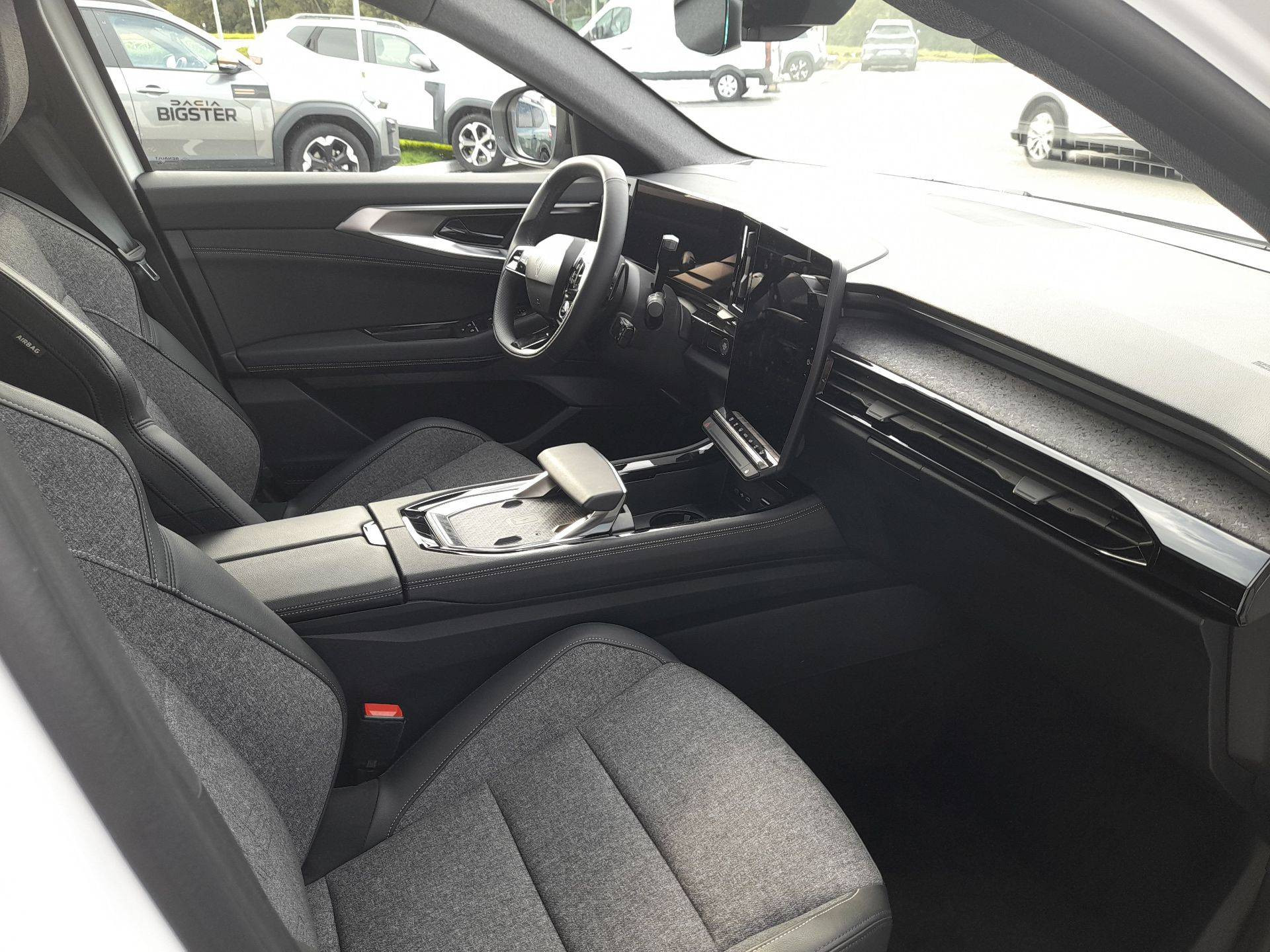 Vente en ligne Renault Rafale  E-Tech full hybrid 200 au prix de 35 990 €