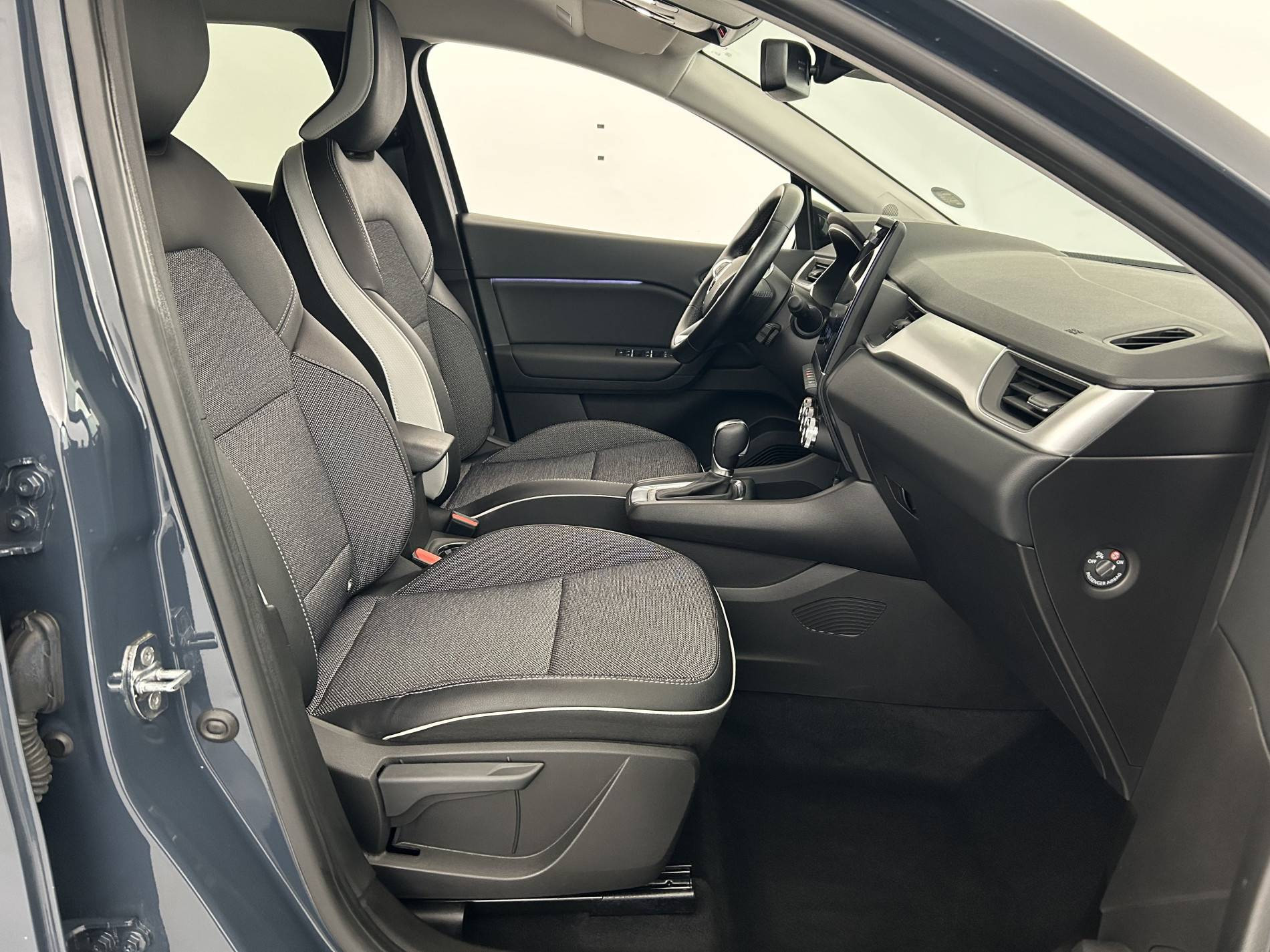 Vente en ligne Renault Captur  E-Tech 145 - 21 au prix de 18 390 €