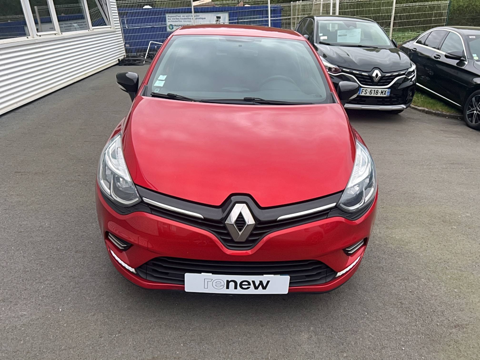 Vente en ligne Renault Clio 4 Clio TCe 90 E6C au prix de 10 590 €