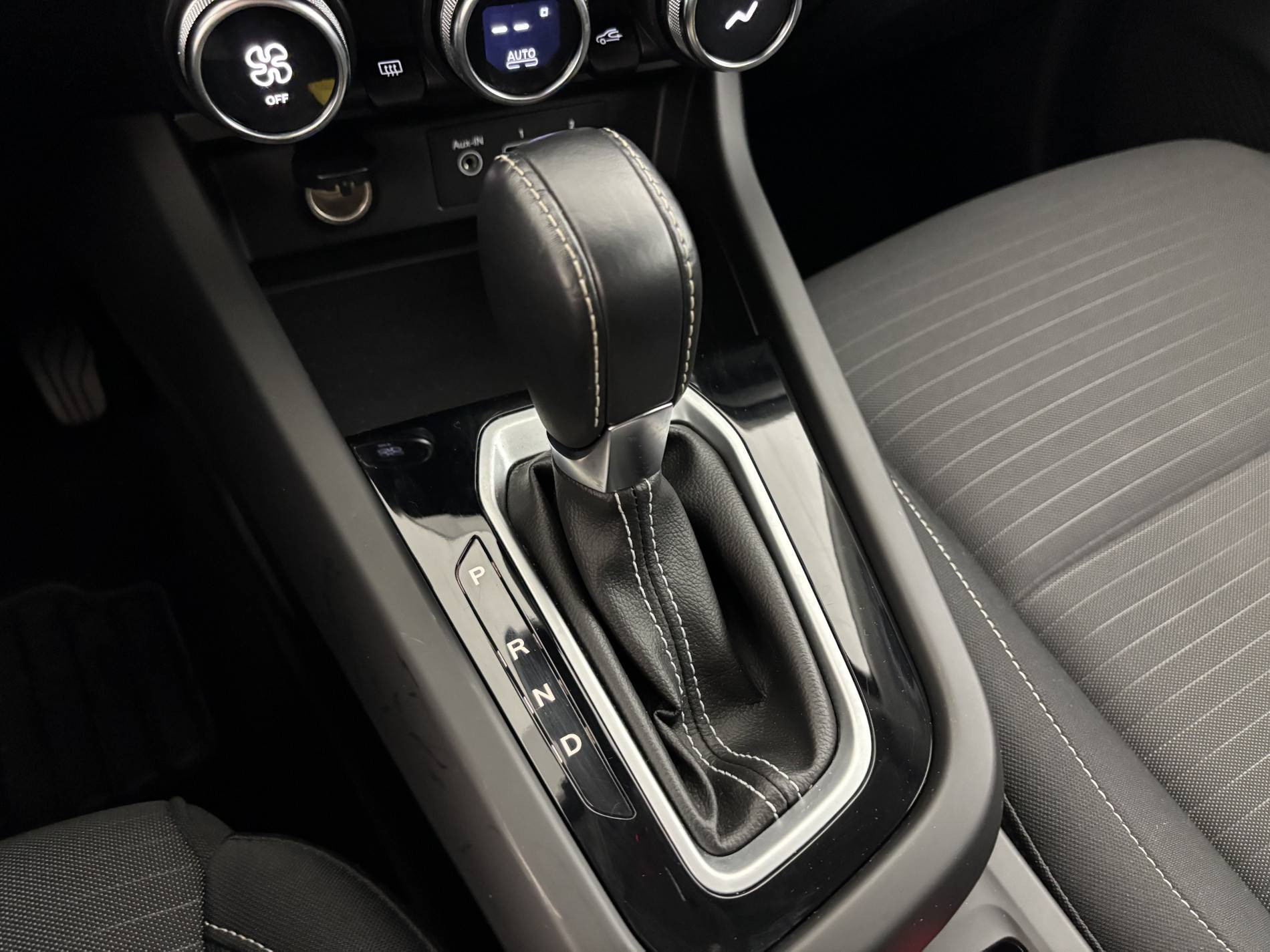Vente en ligne Renault Arkana  mild hybrid 140 EDC FAP - 22 au prix de 18 390 €